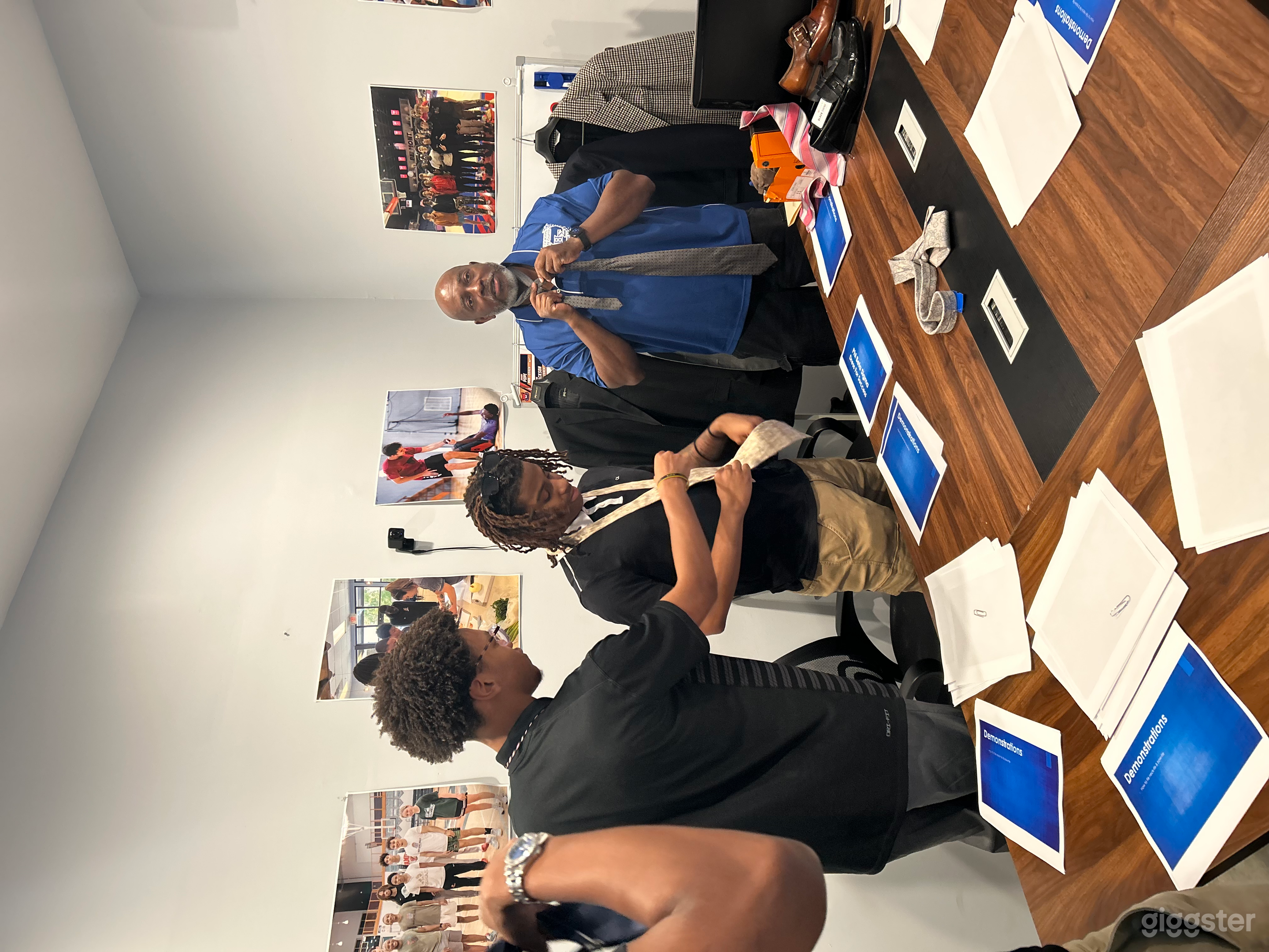 Classroom and Office Space for Small Meetings &amp; Classes Photo 4