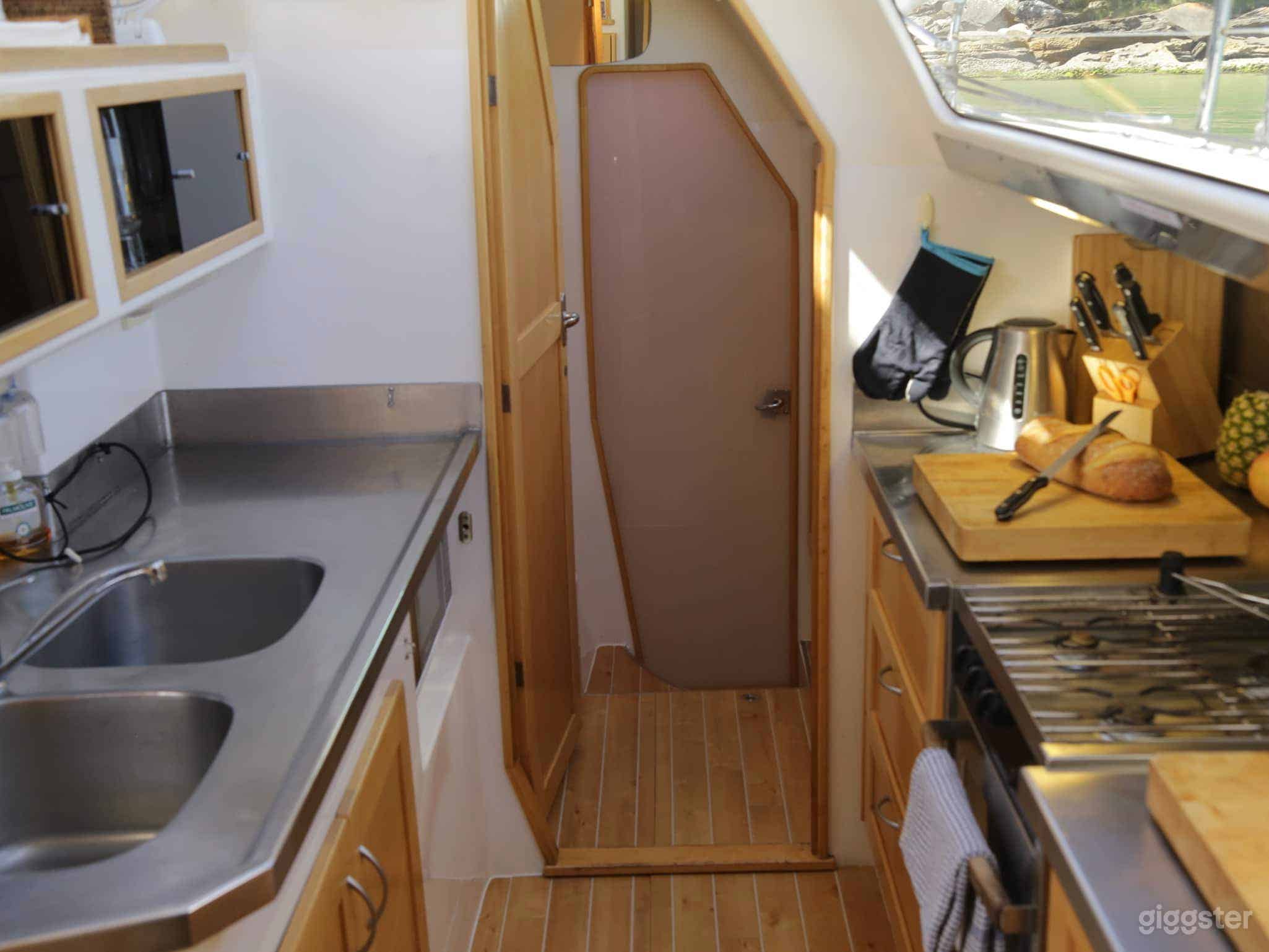 DREAMTIME GIRL Photo 4