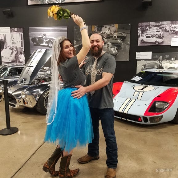 Las Vegas Wedding in a Museum Photo 3