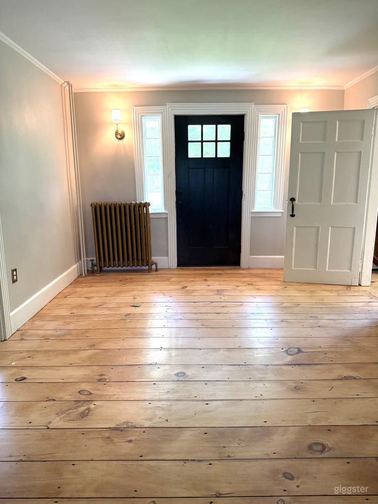  Center Entry Hall for 1800s Restored Colonial House 