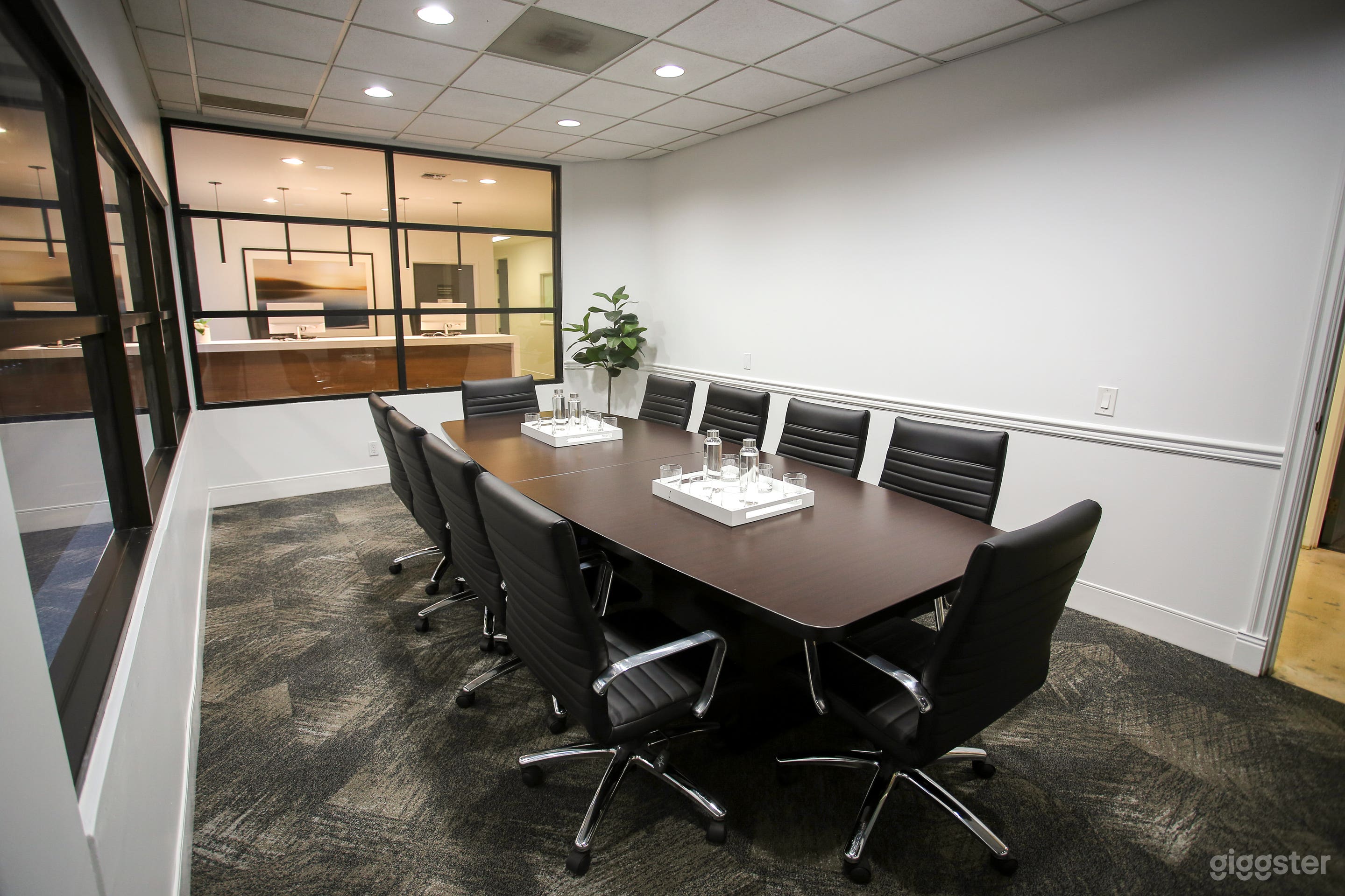 10 Person conference room - #3