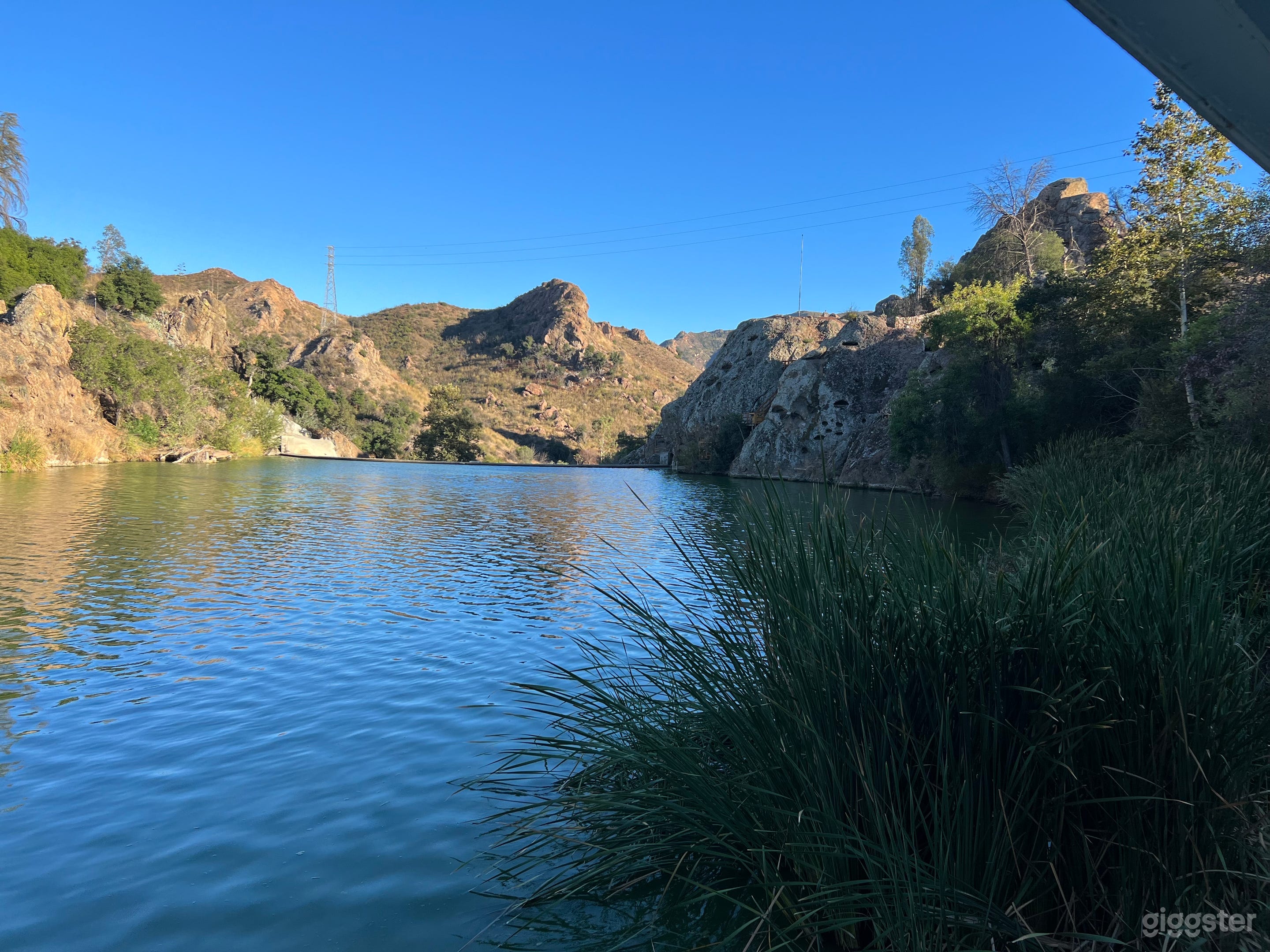 Serene lake house with Mountain View Photo 1