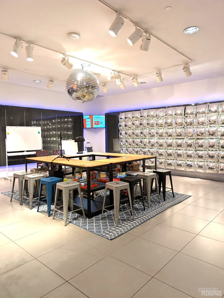  Third Space for Work, Creativity, and Connection 