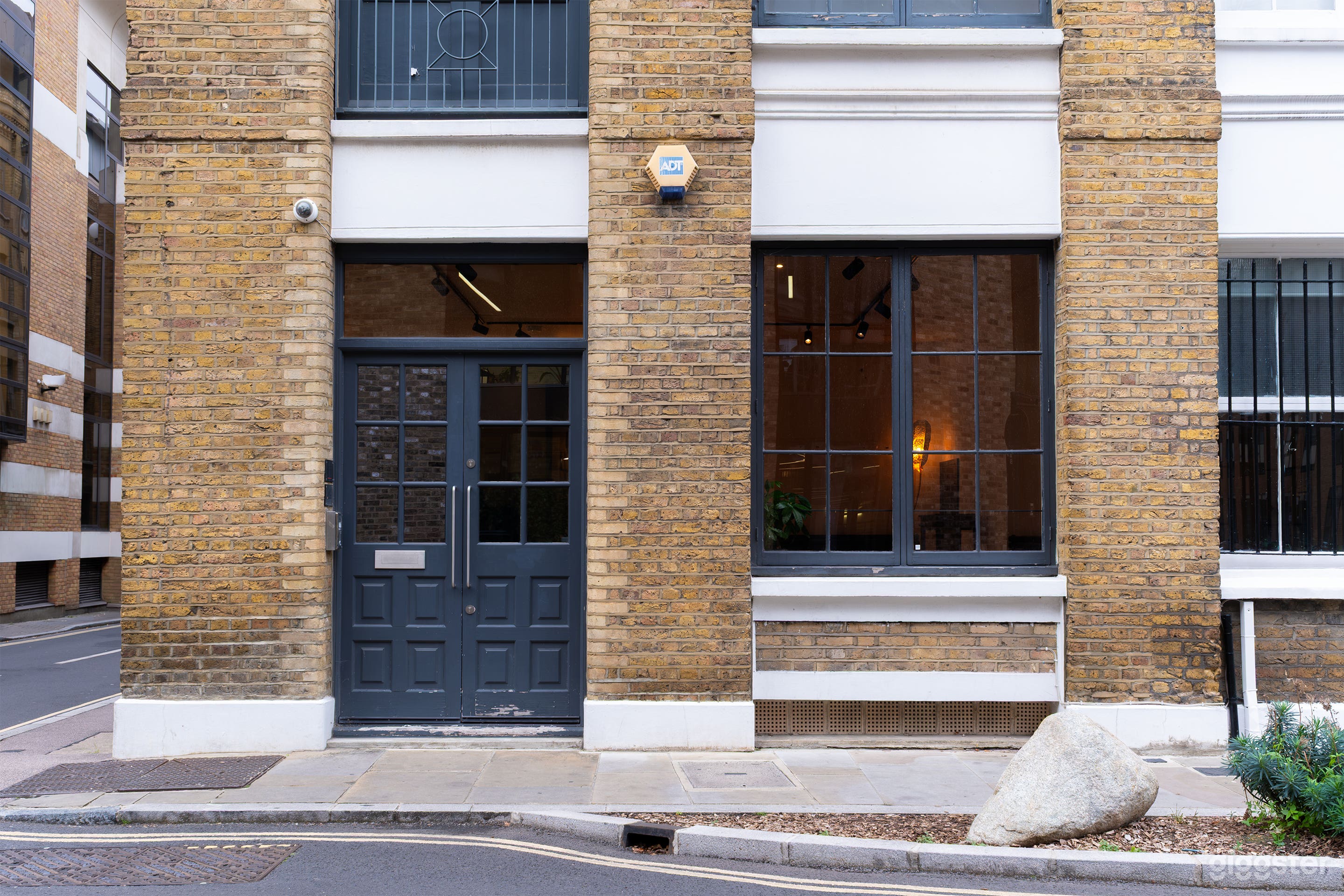 Boutique Shoreditch Pop-Up & Brand Experience Space Photo 2