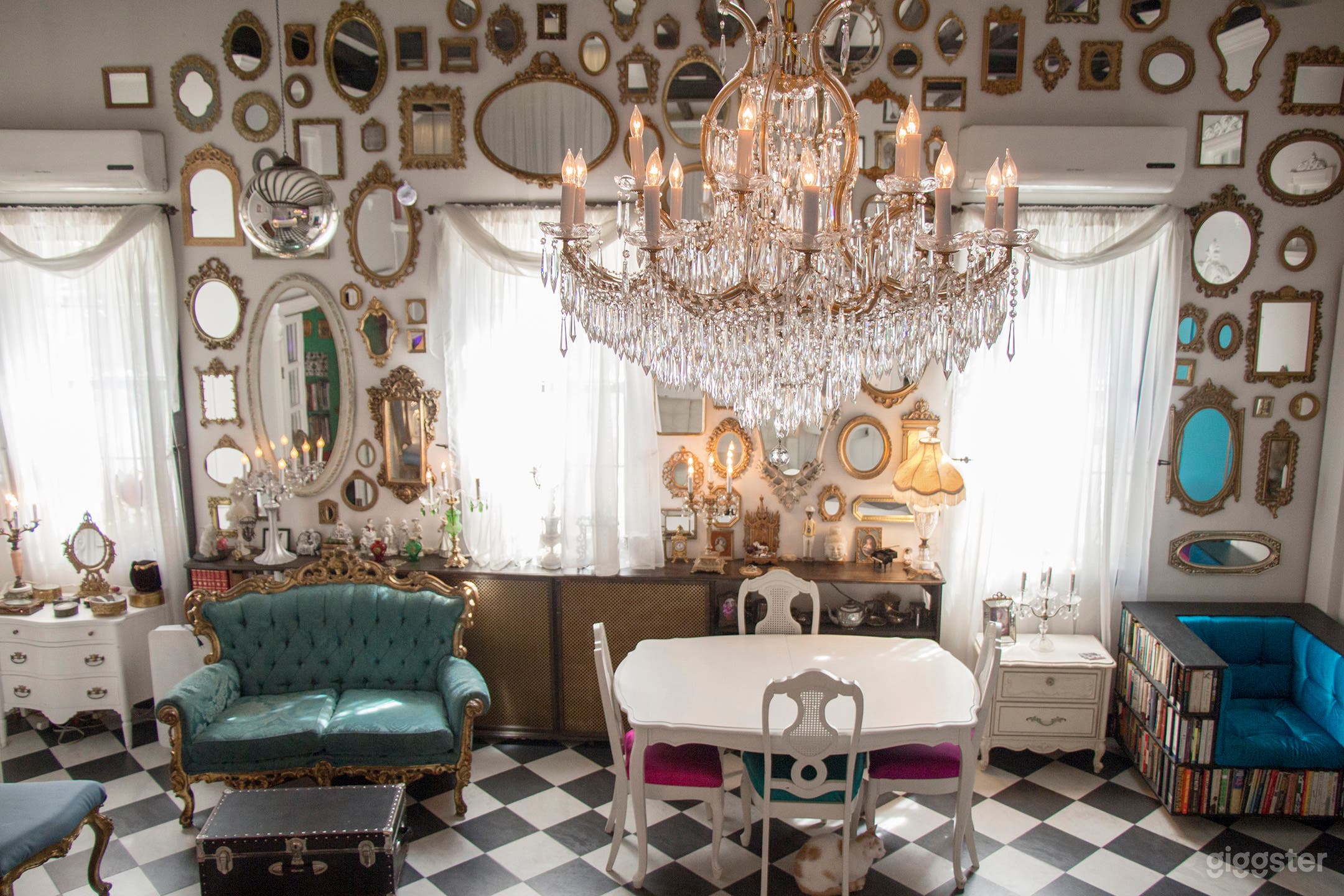 A Little Palace in Brooklyn Photo 4