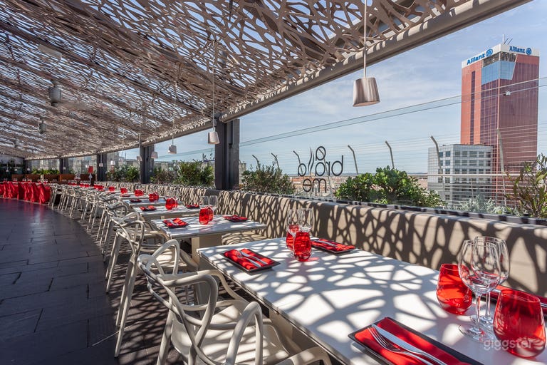  Mediterranean Restaurant in Barcelona with Panoramic Views 