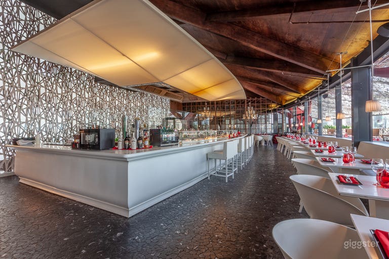  Mediterranean Restaurant in Barcelona with Panoramic Views 