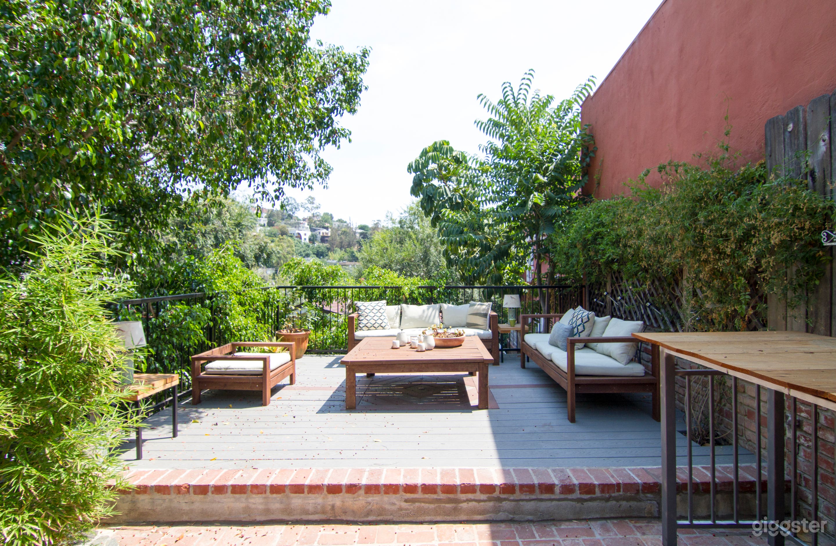 Franklin Garden Oasis Photo 1