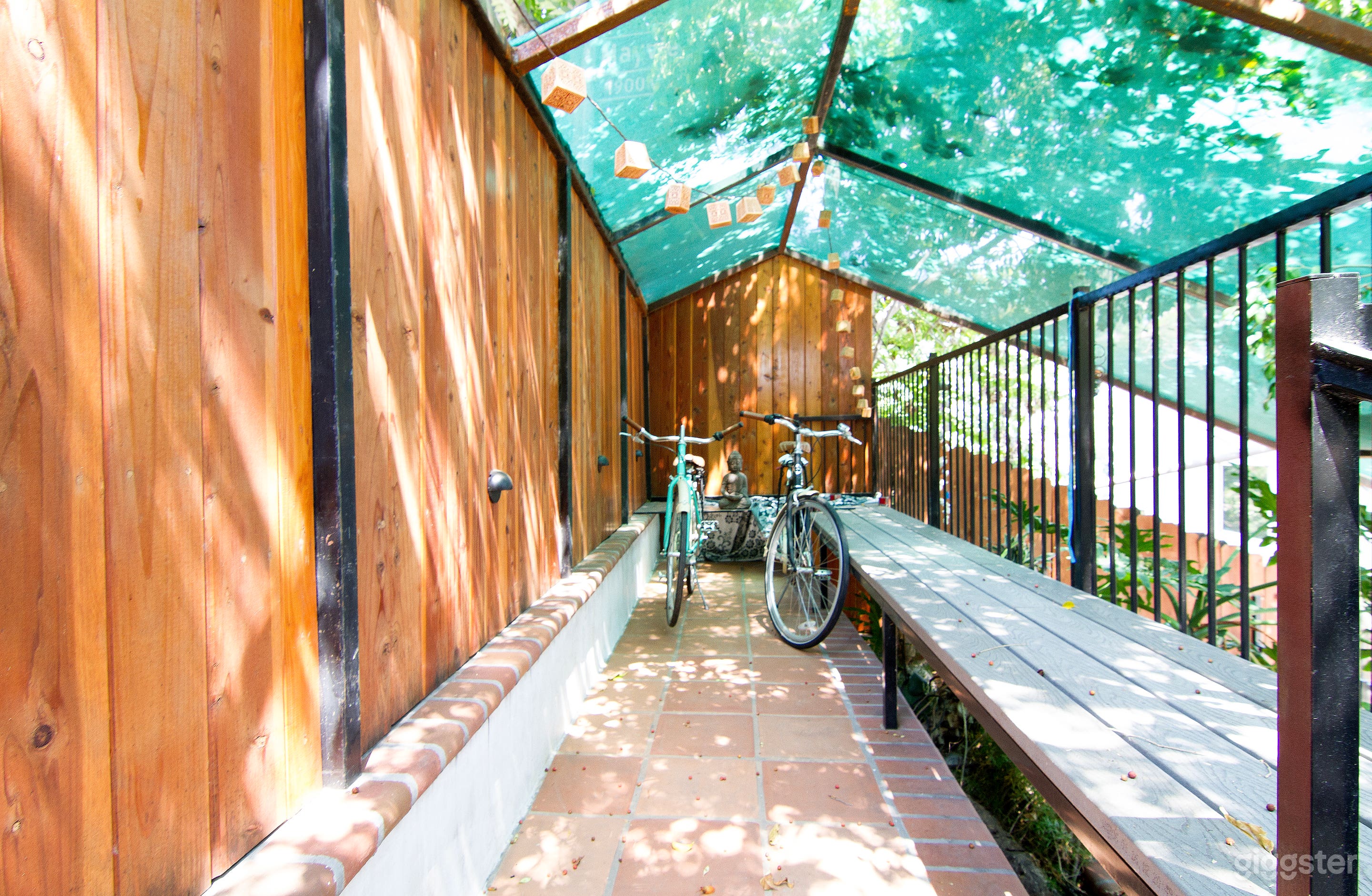 Franklin Garden Oasis Photo 4