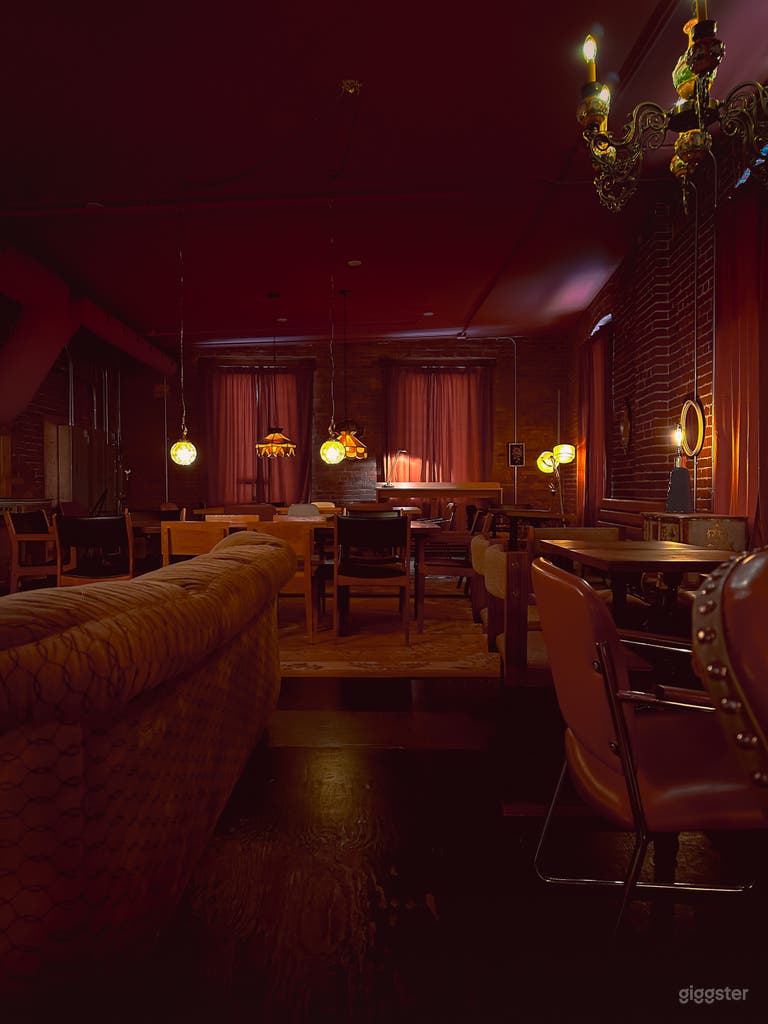  Suite 301 by Le Petit Dep 