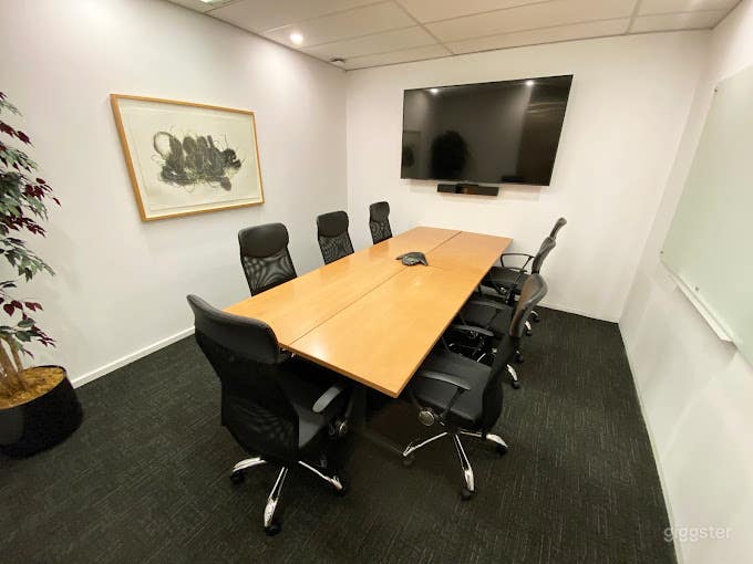  Mediterranean Meeting Room 