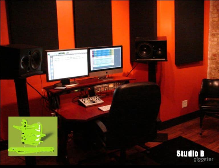  Premier Recording Studio (B) In Louisville 