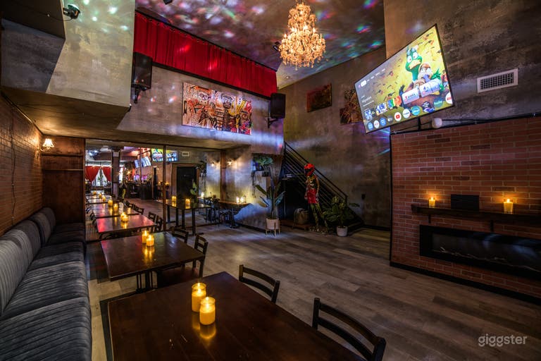  Manhattan Social Lounge 