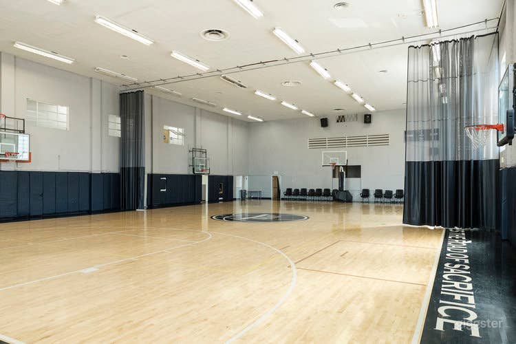 Basketball Court - Indoor NBA Sized Beverly Hills  Photo 2