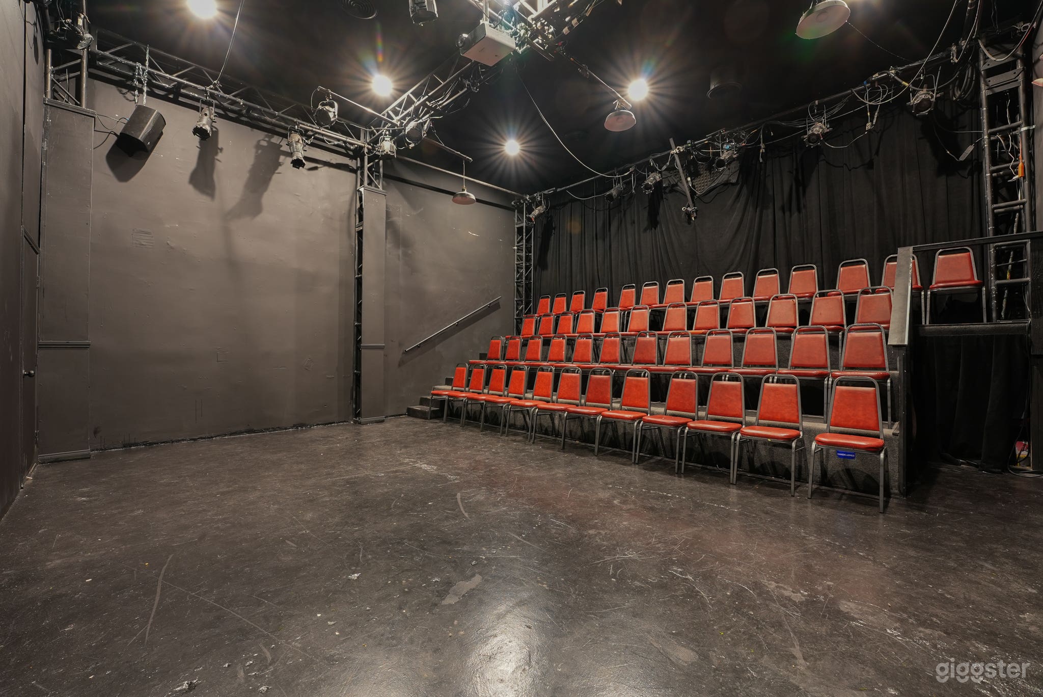 The Emerson - Noho Arts District Theatre Perfect for Your Event Photo 3