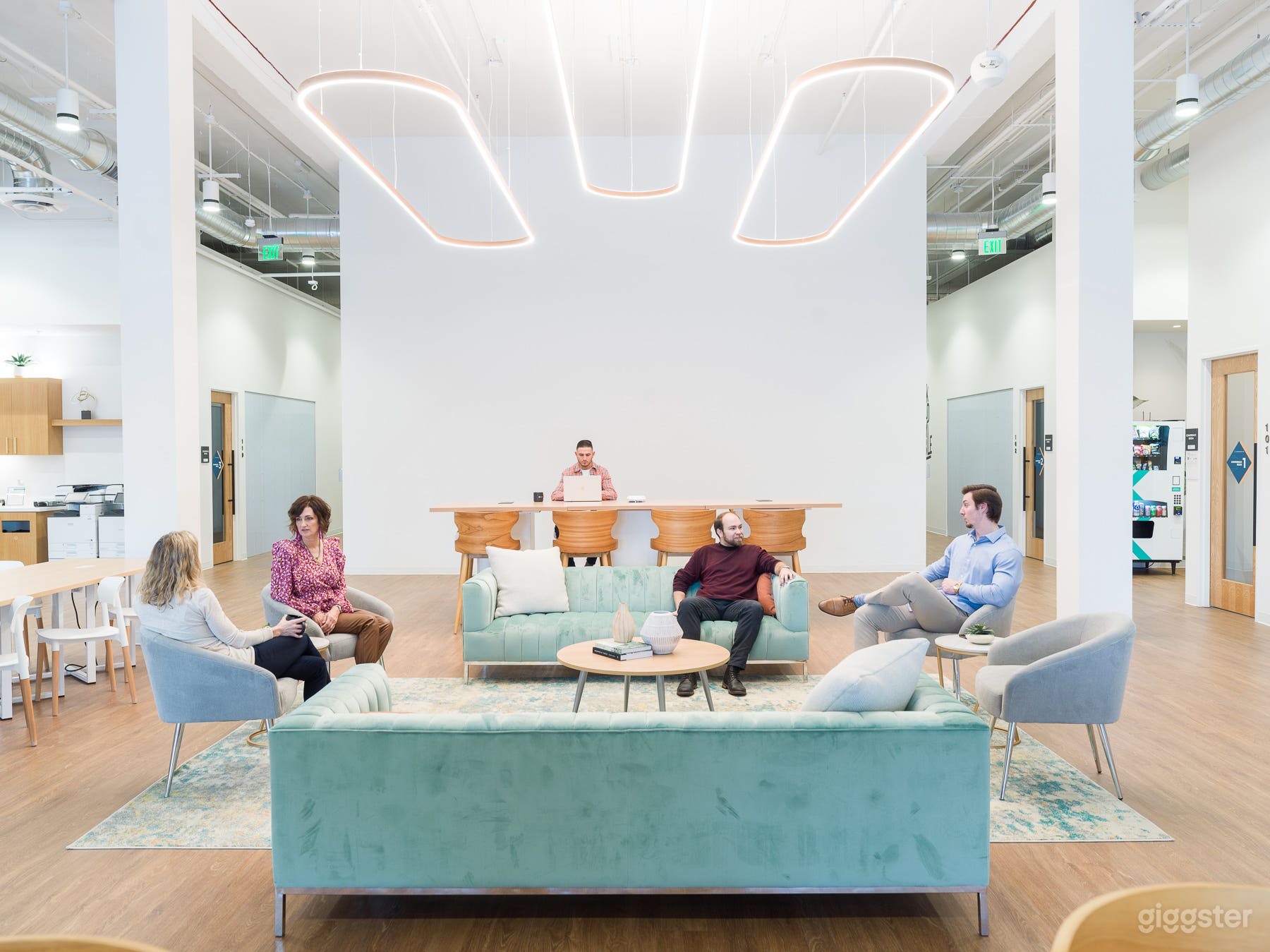 A Classic Vintage Space Reimagined Photo 3