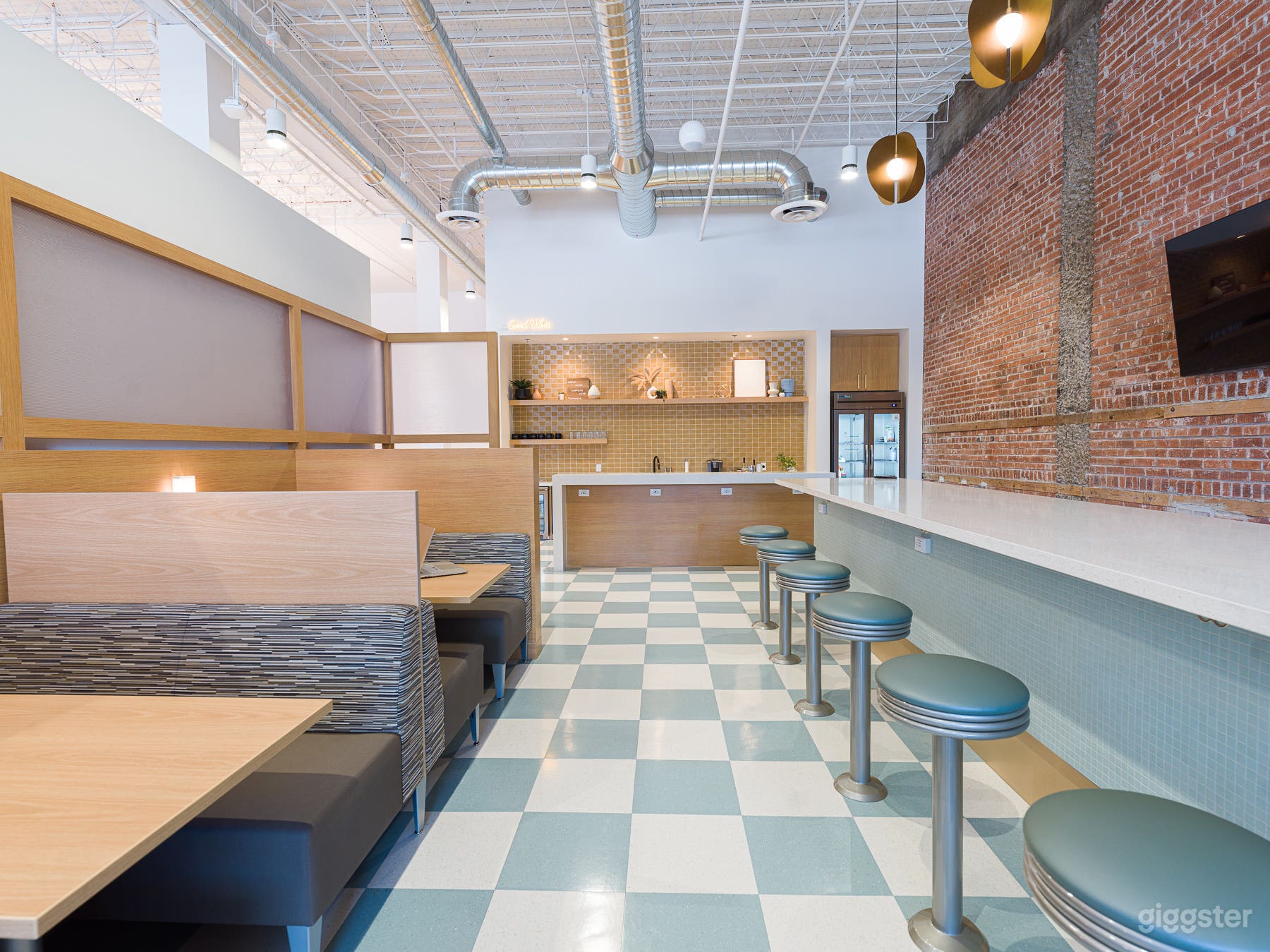 A Classic Vintage Space Reimagined Photo 1