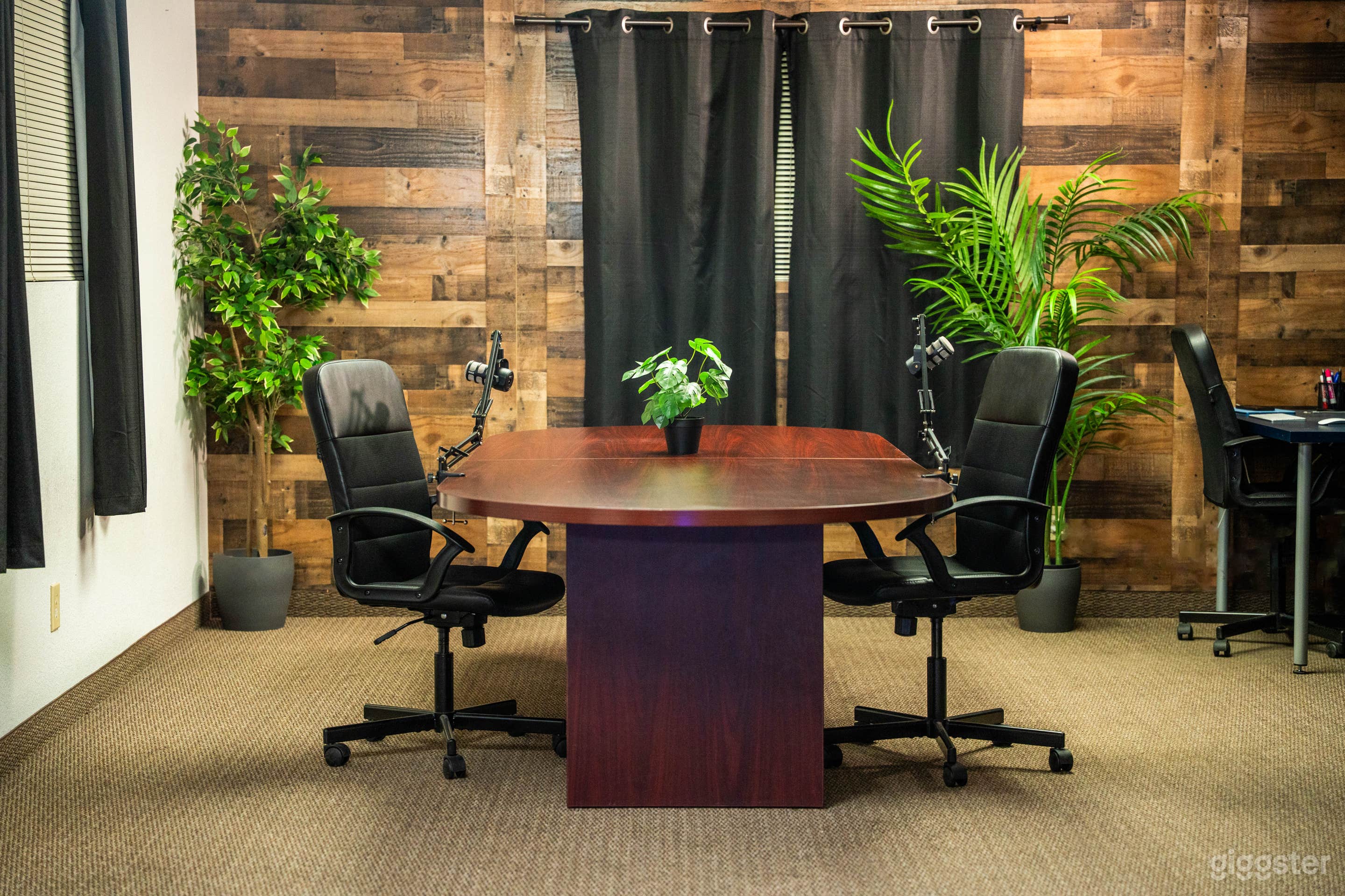 Corporate Podcast Studio Photo 1