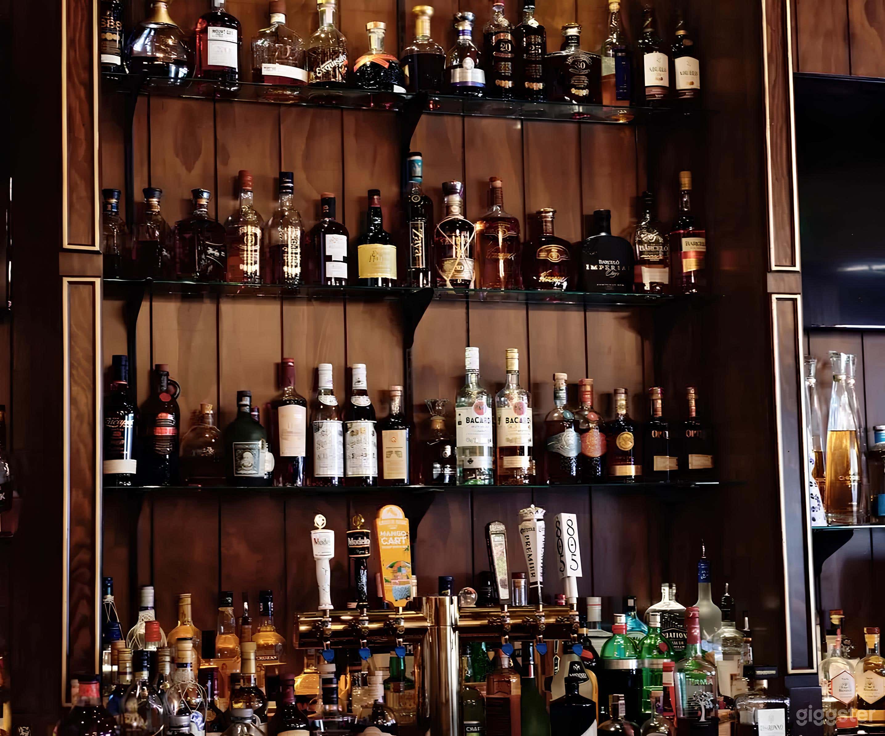 Vintage Cuban Elegance:Luxurious Latin Kitchen Bar Photo 4