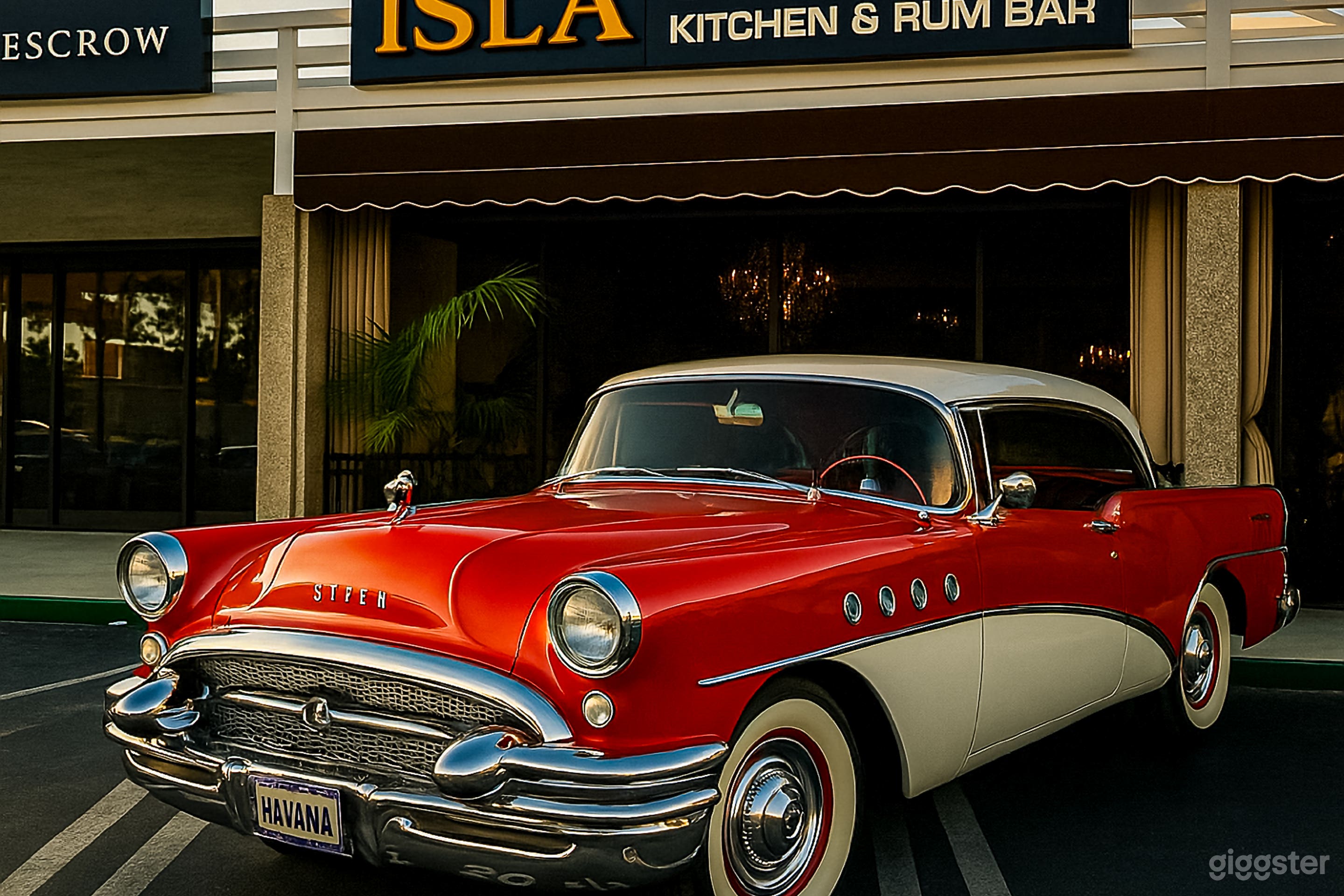 Vintage Cuban Elegance:Luxurious Latin Kitchen Bar Photo 1