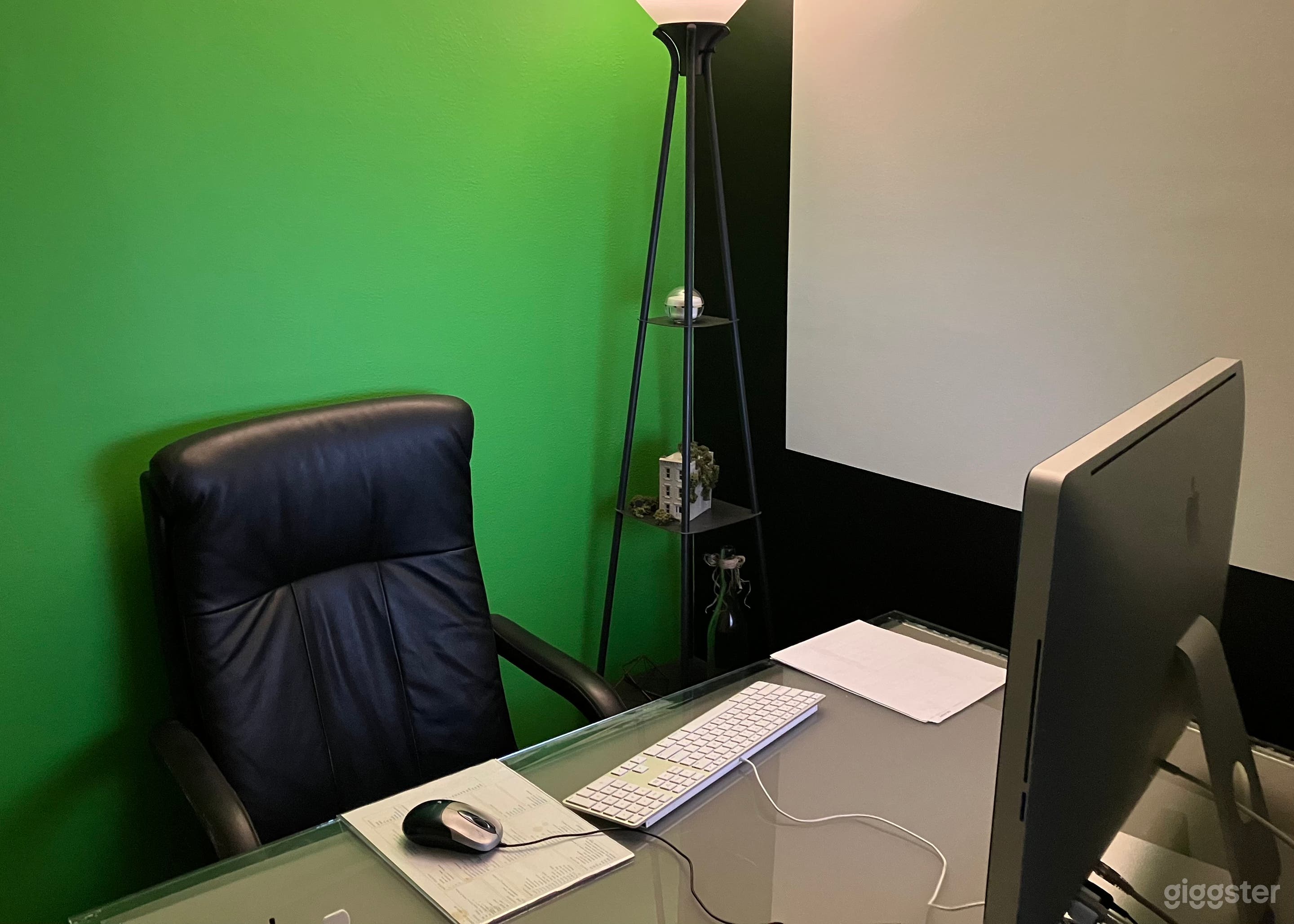 iMac and the main desk 