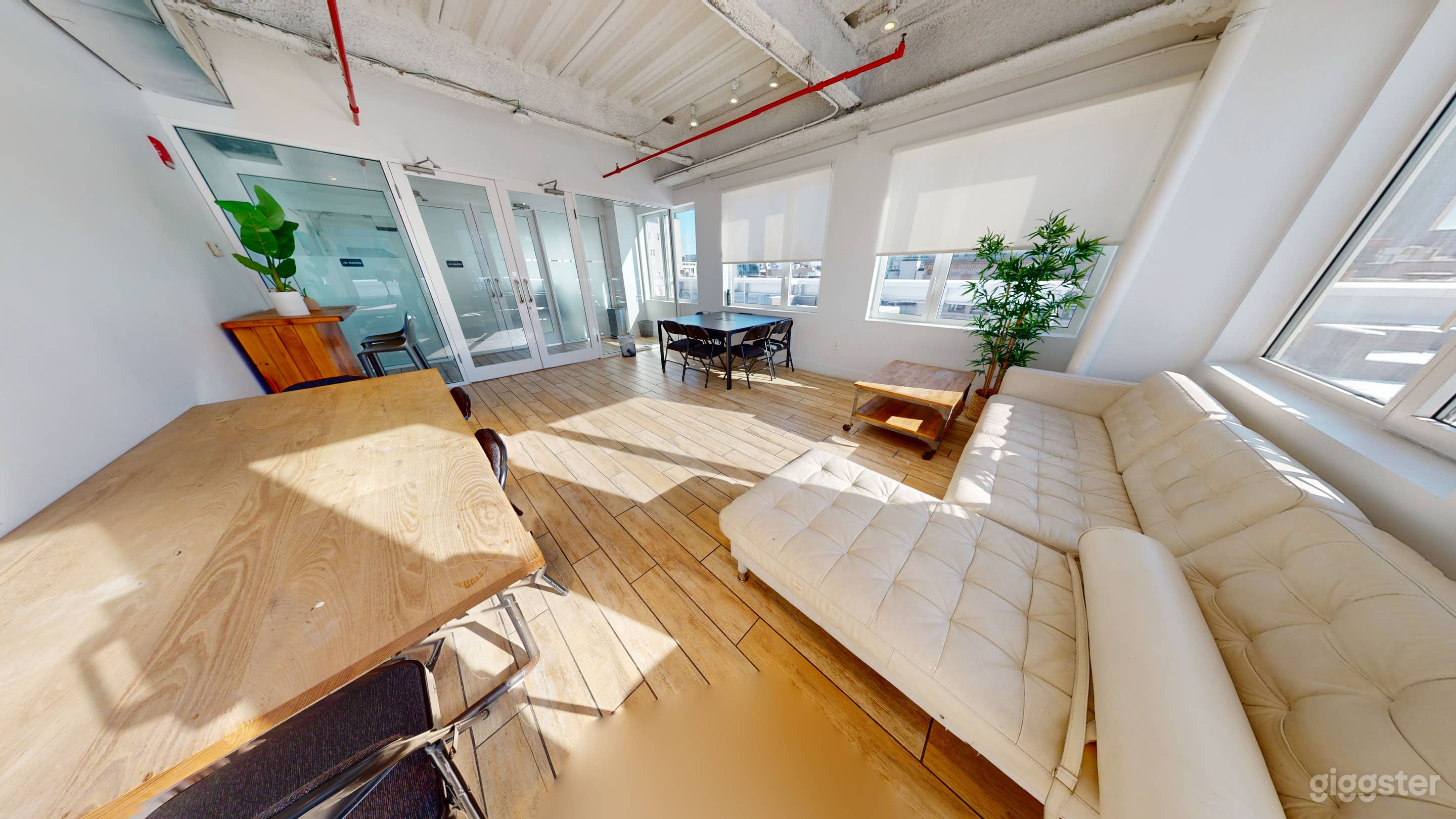 Bright Soho Penthouse B Photo 2