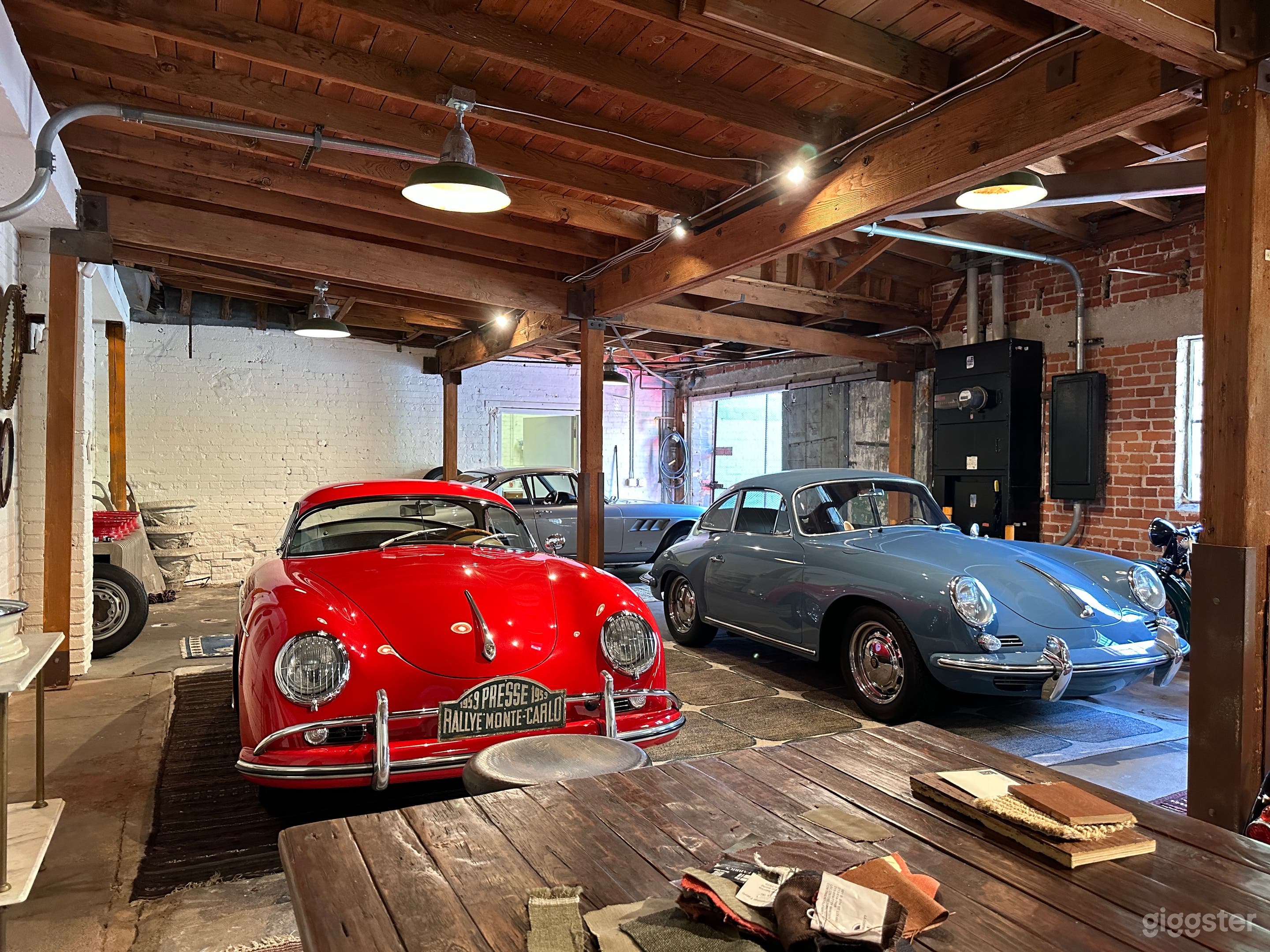 Classic Car/Motorcycle Studio Photo 1