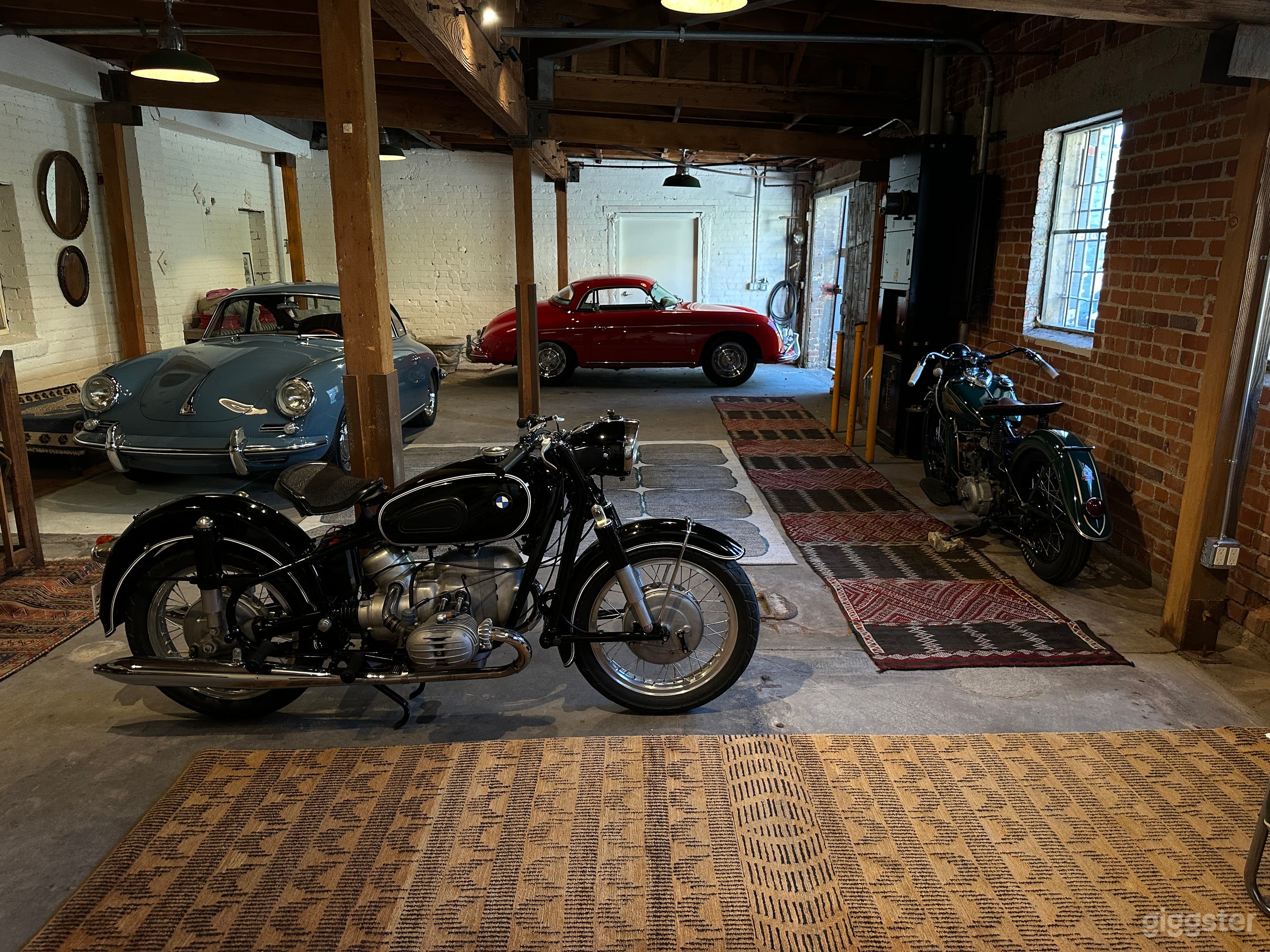 Classic Car/Motorcycle Studio Photo 4