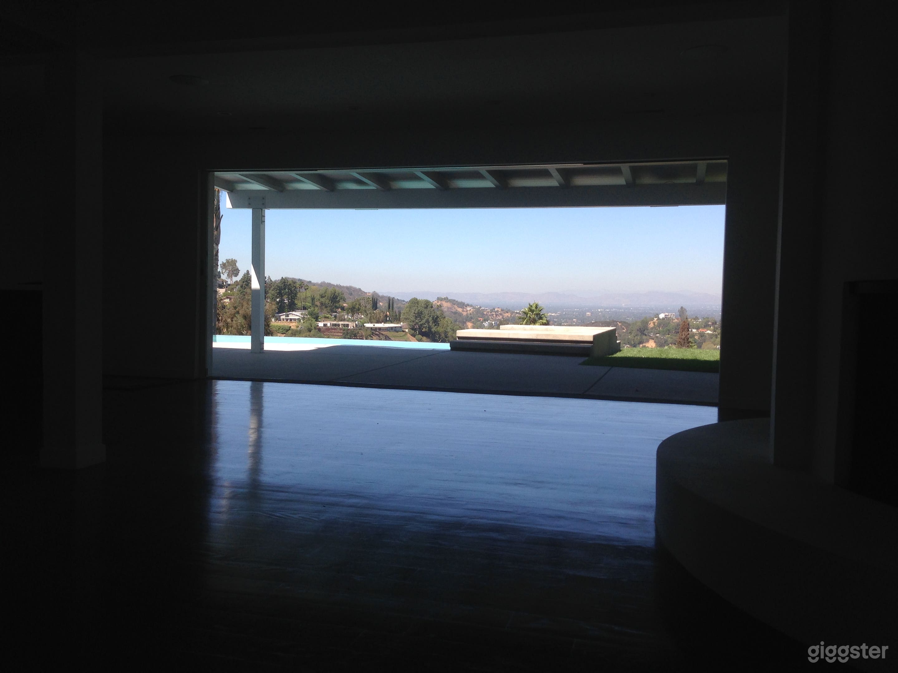 20' Wide Fleetwood Pocket doors