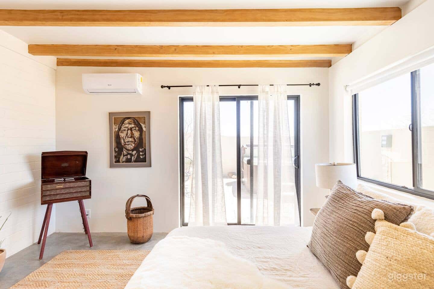 High Desert Oasis Getaway Photo 4