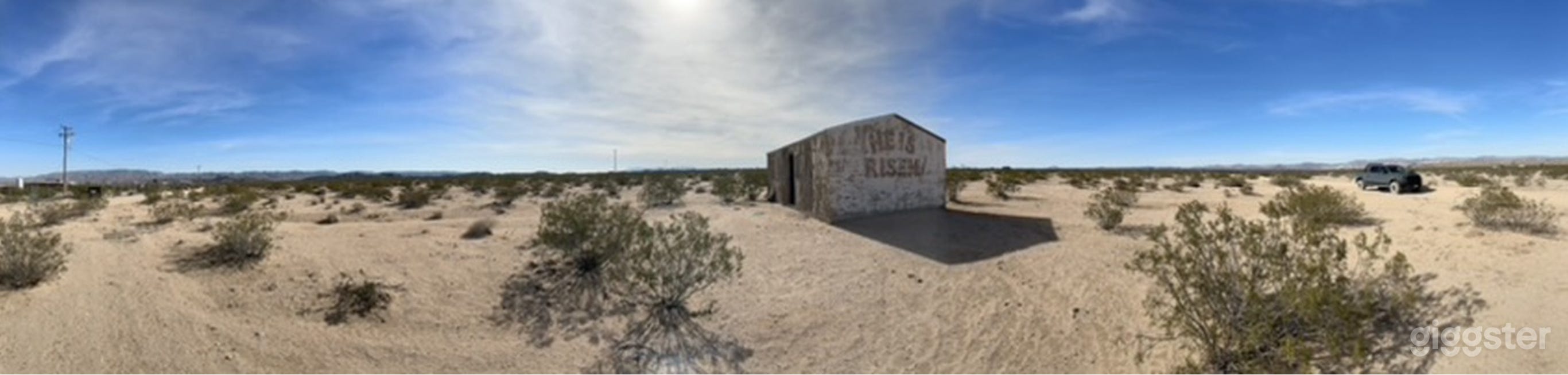 Remote cabin for your music video or horror film  Photo 3