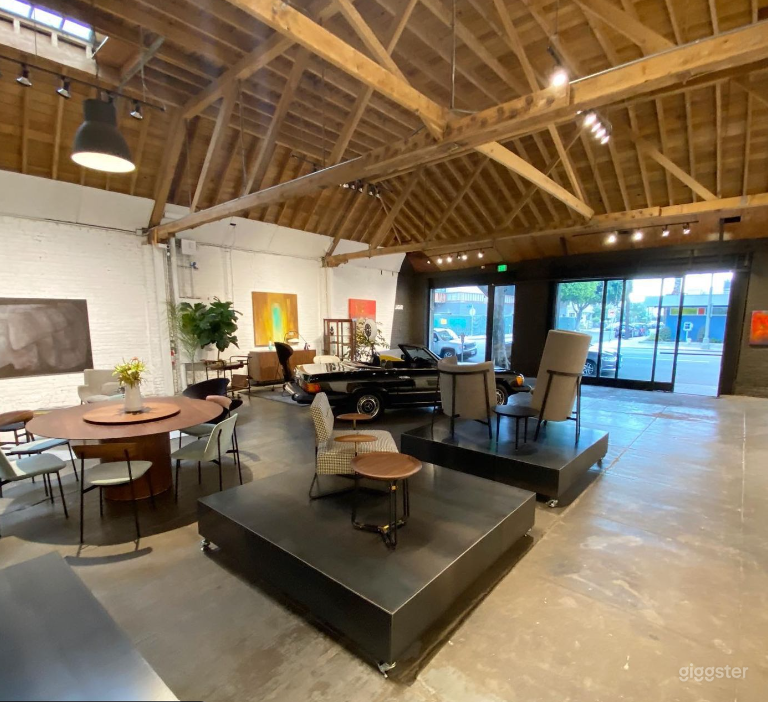 ART &amp; DESIGN SHOWROOM AND EVENT SPACE Photo 2