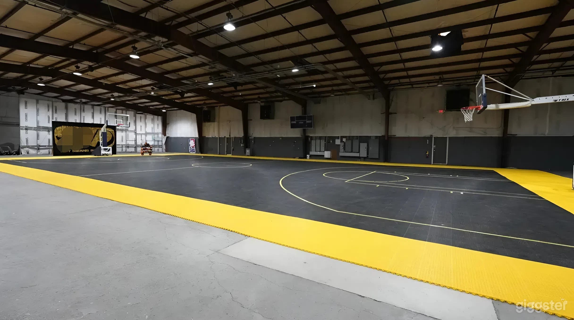Basketball Court / Large Warehouse Studio in Marietta Photo 3