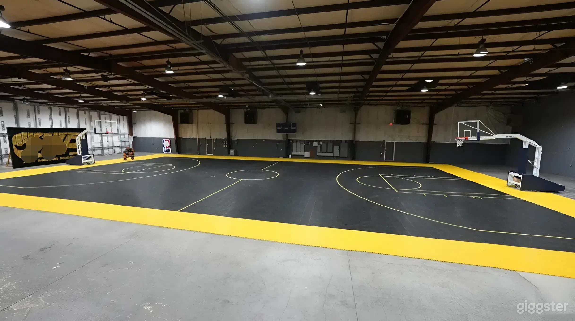 Basketball Court / Large Warehouse Studio in Marietta Photo 4