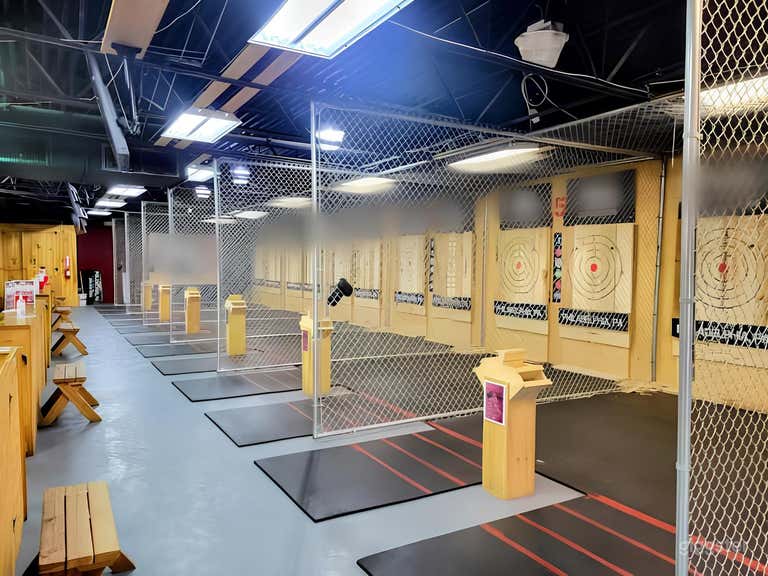  Axe Throwing Venue in Philly, PA 