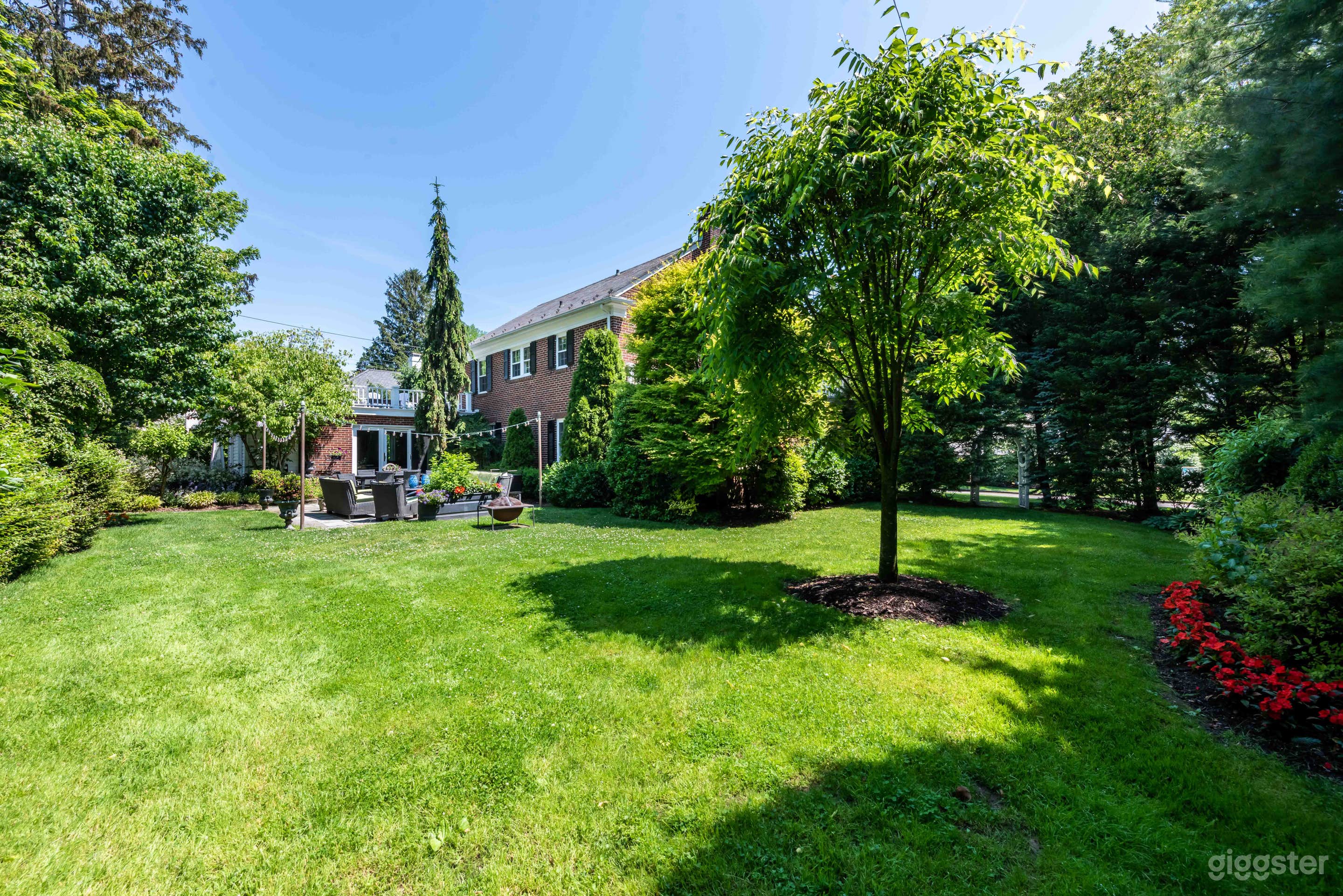 Beautiful Plandome Home  Photo 2