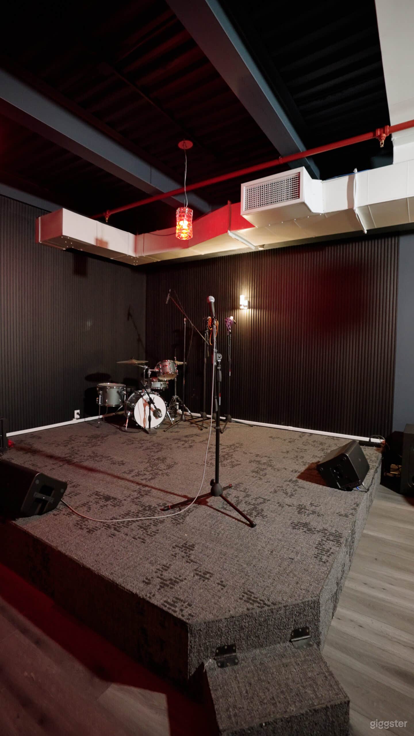 Fully Equipped and Customizable Performance Space in NYC Photo 2