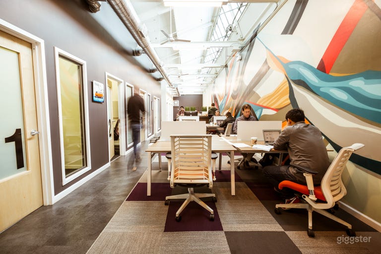  Quiet Conference Room in Ravenswood 