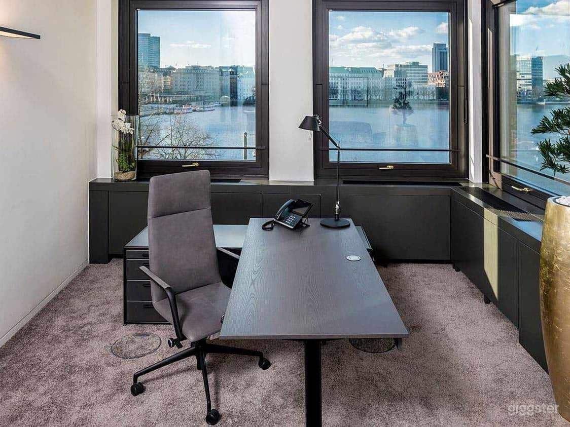various day offices Foto 2