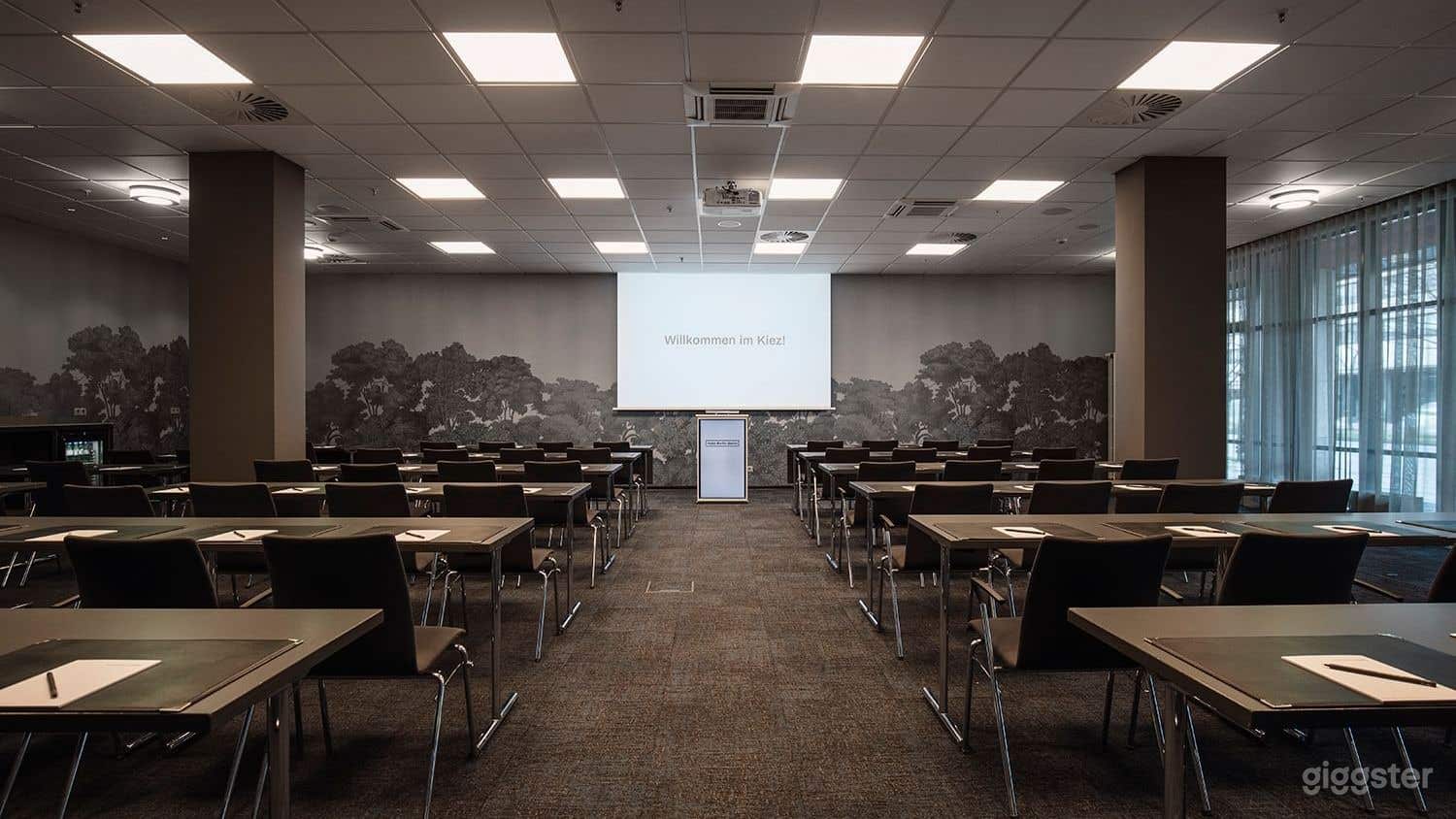 Konferenzraum C4 für 150 Personen Foto 2