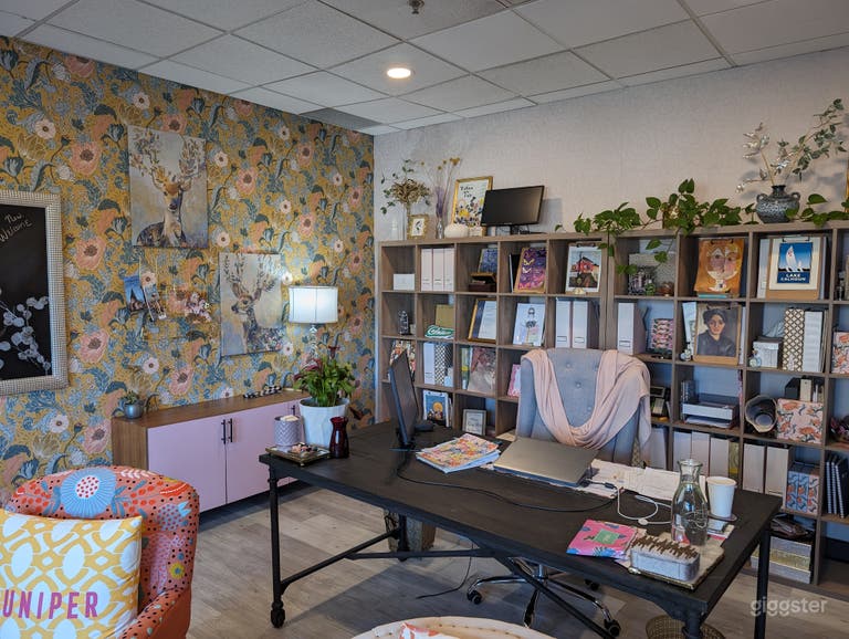  Executive Work Space 