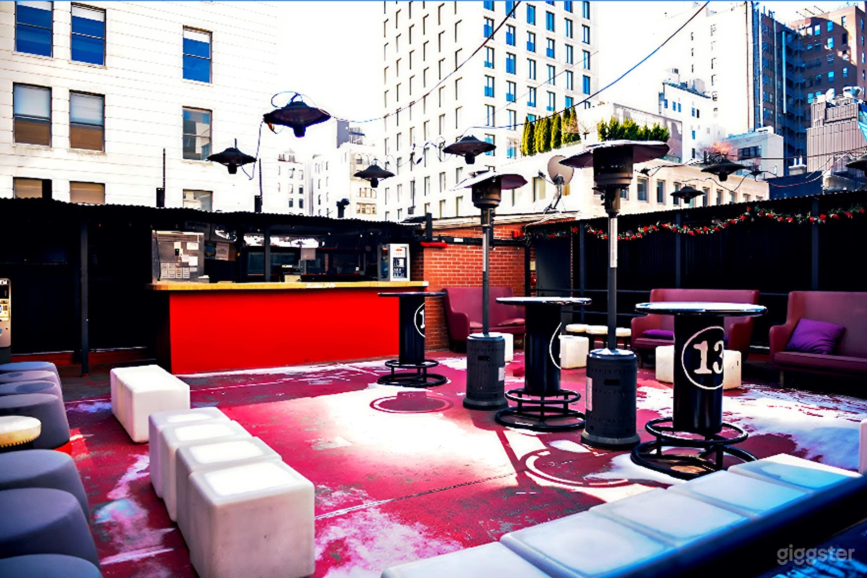 Versatile Rooftop Venue Photo 4