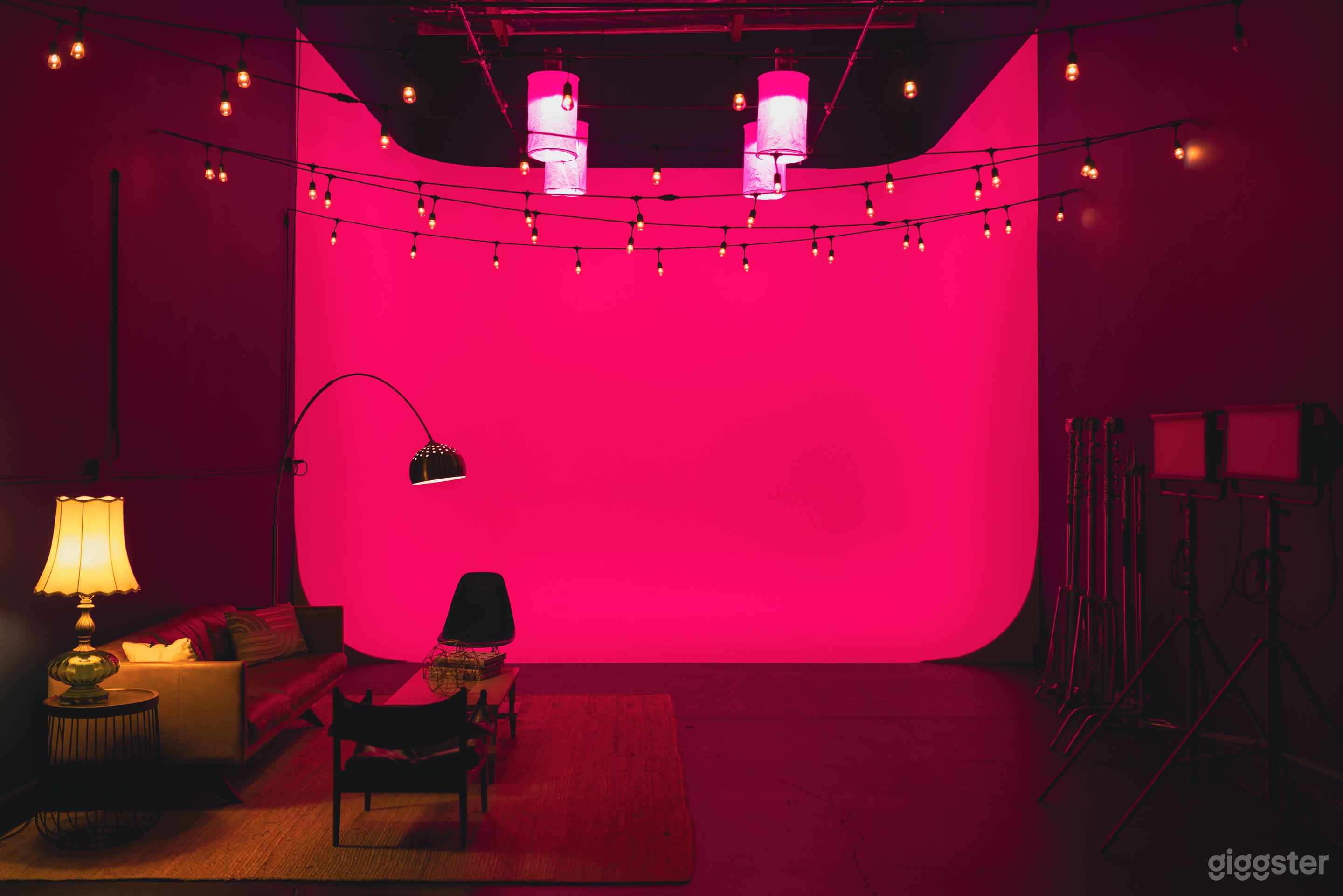 Enormous Industrial Warehouse Multi Studio Buyout Photo 4