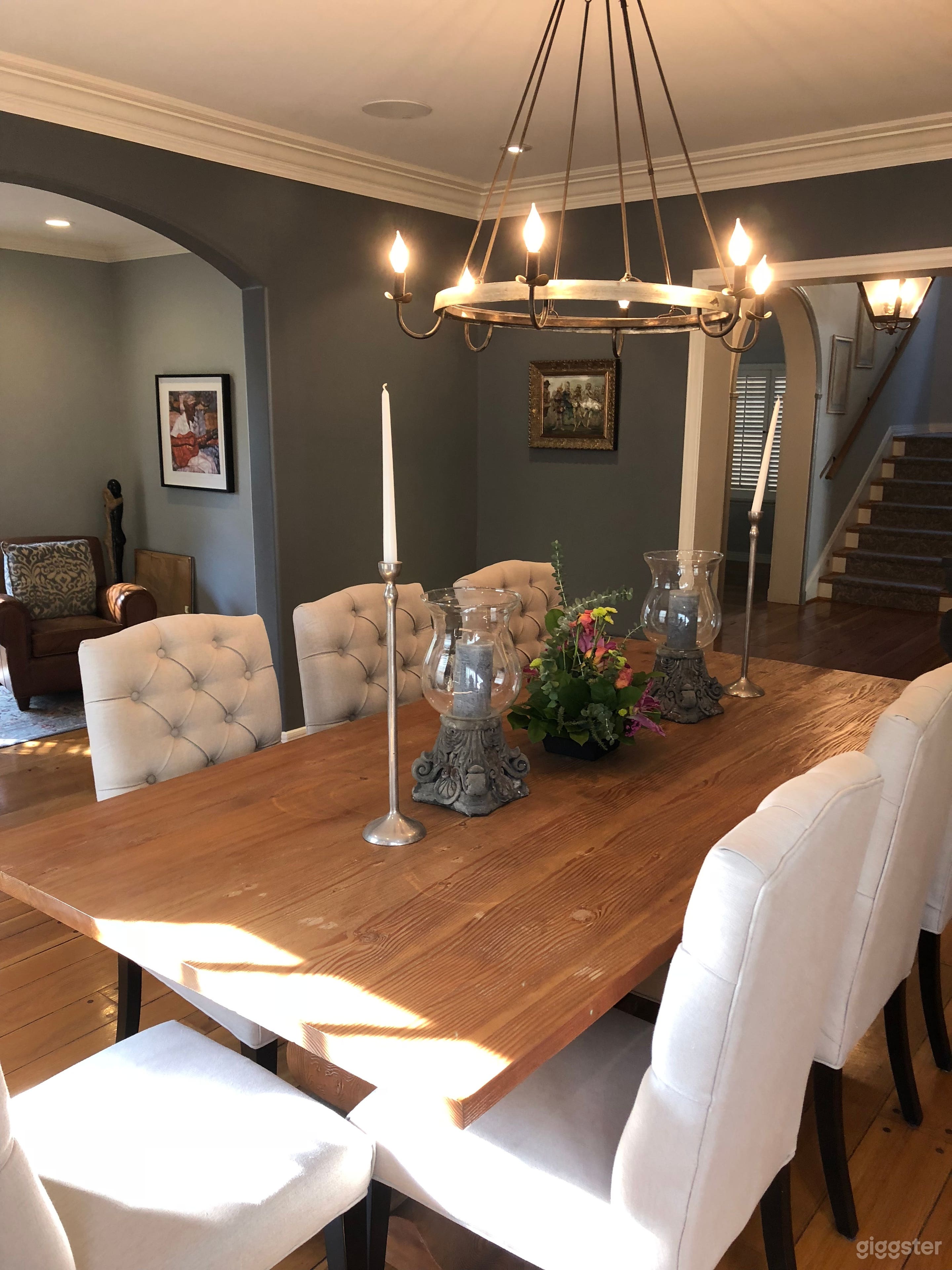 Spacious and elegant dining room