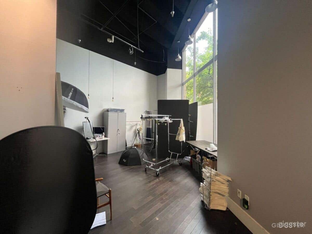 Creative Space for Photoshoot Photo 4