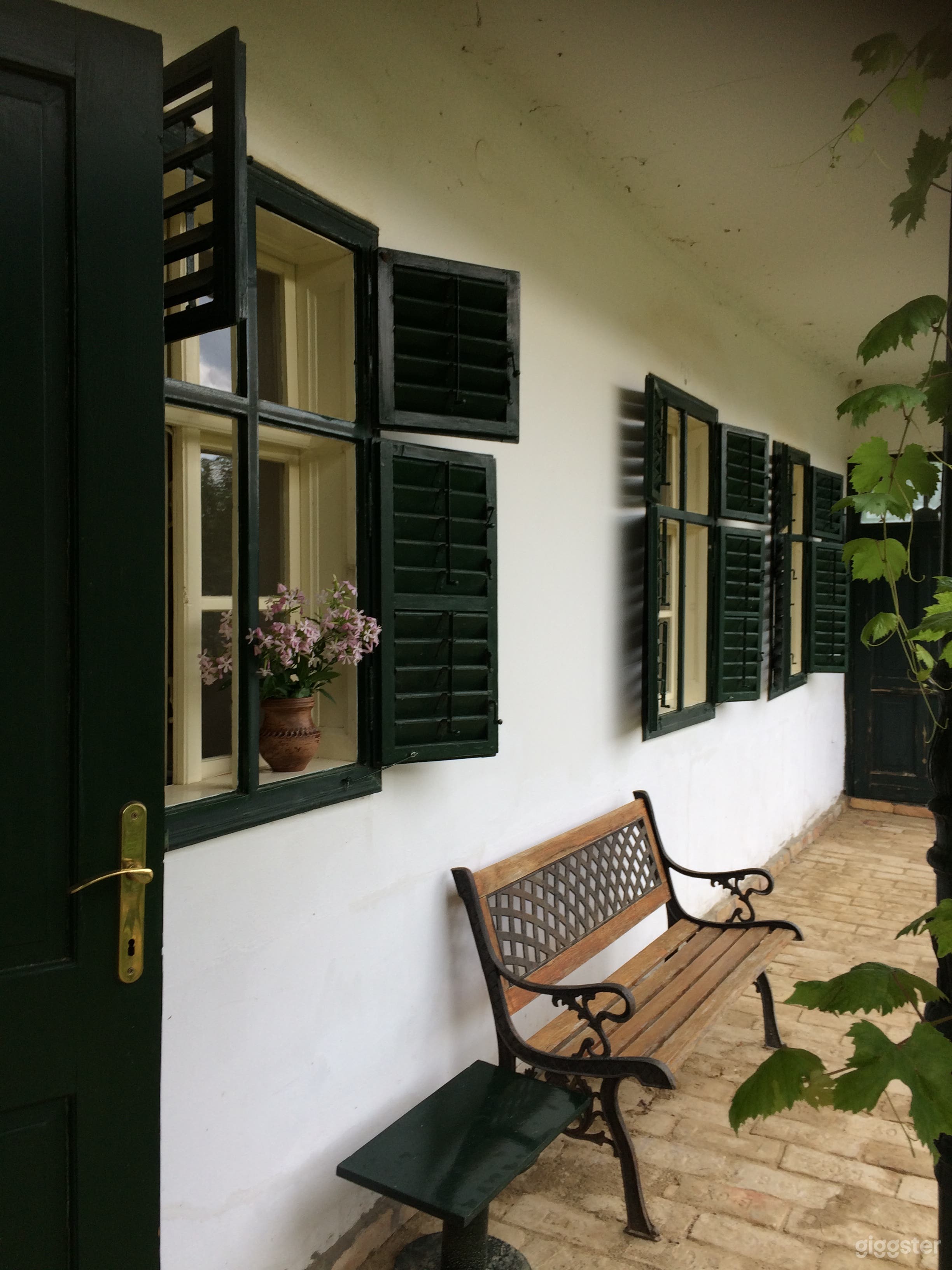 A unique rural boutique property offering Photo 3