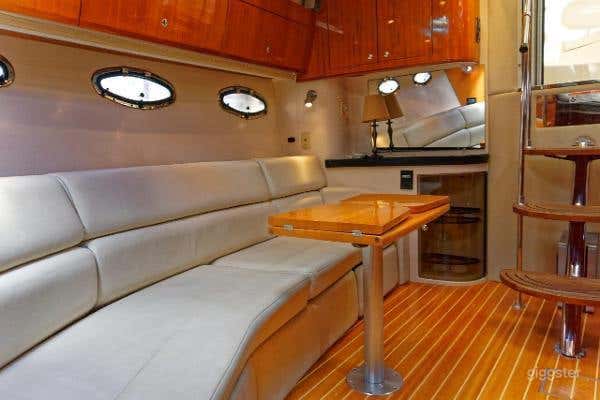 Radiant 40FT Regal Party Yacht Space Events Photo 1