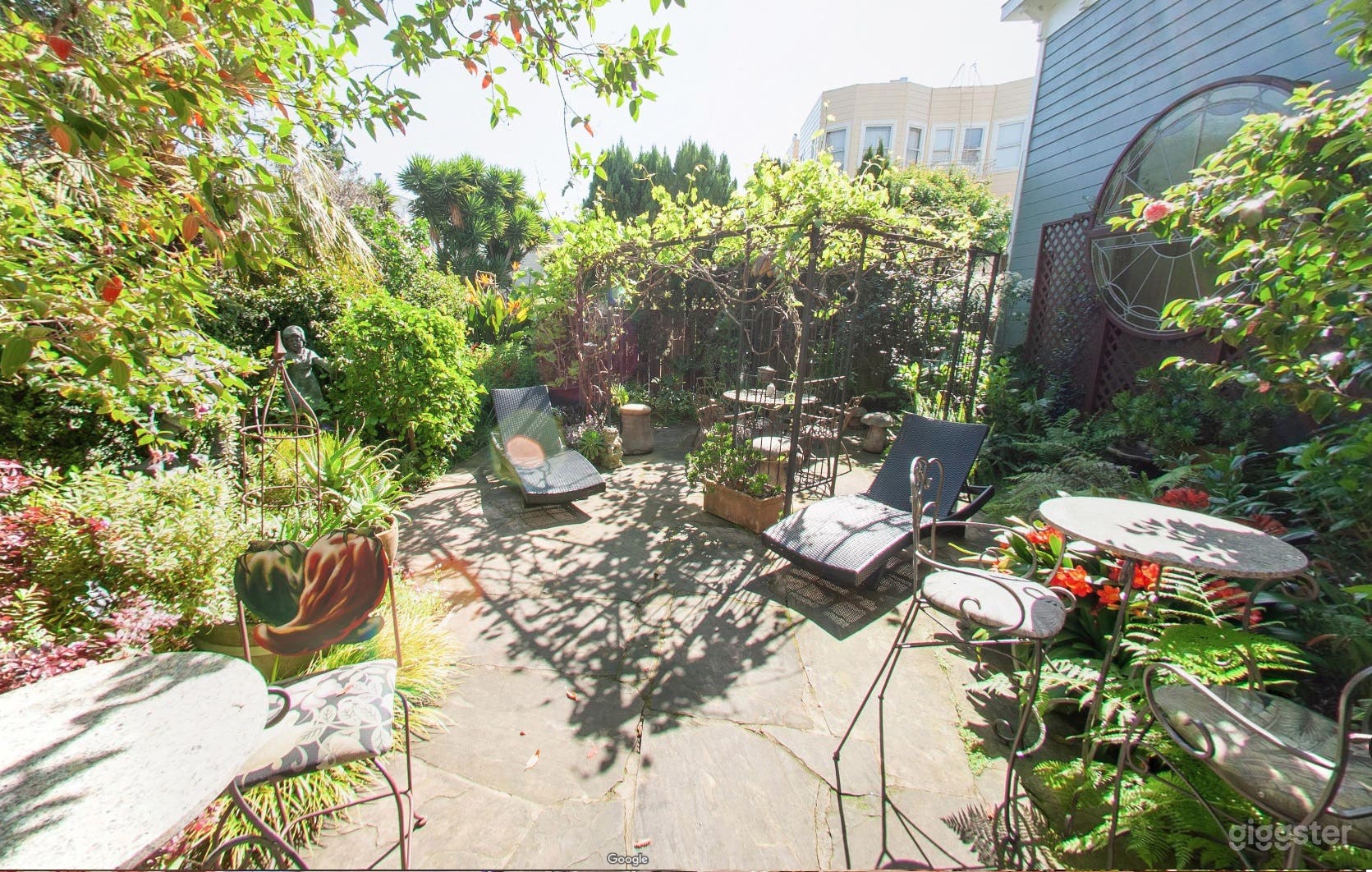 Magical Escape Garden in San Francisco Photo 4