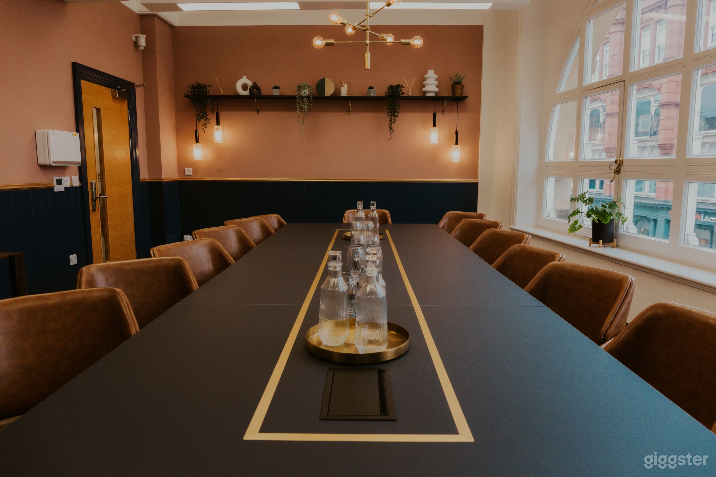 George Suite Photo 3