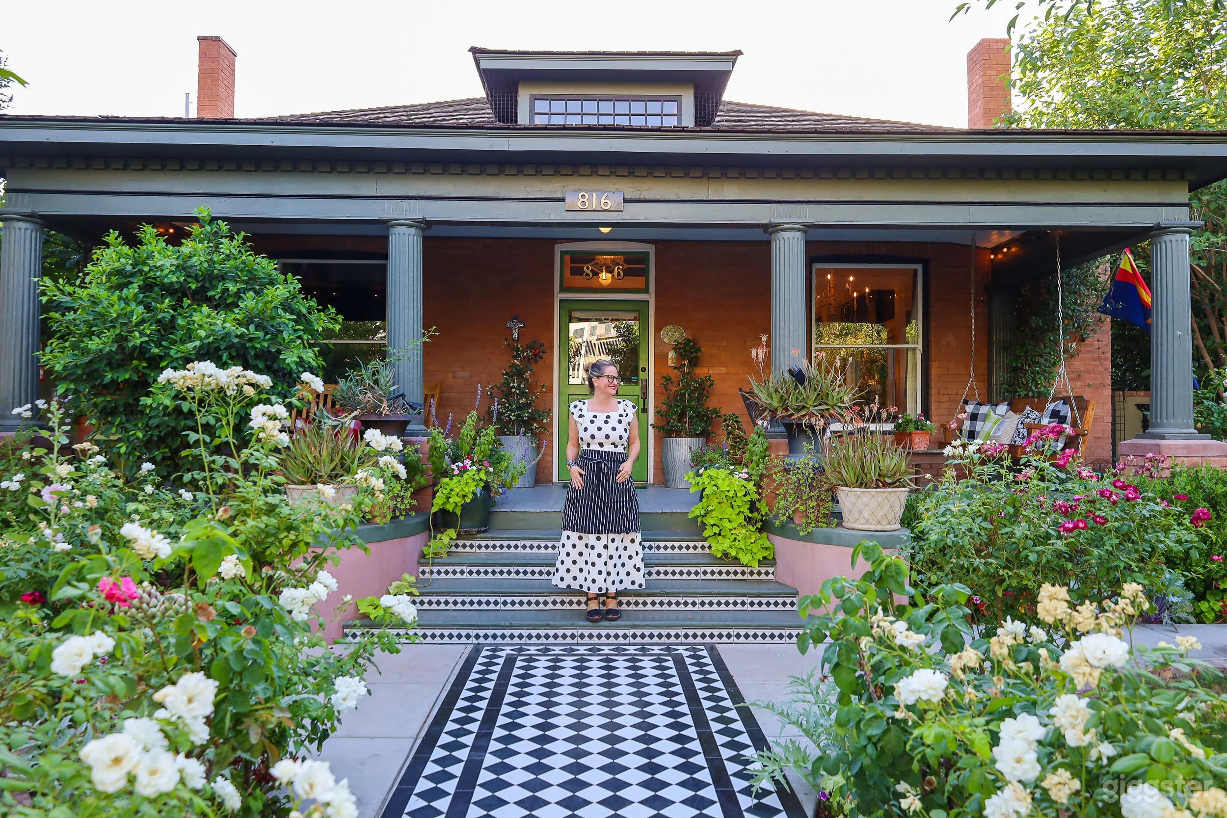 Historic 1903 House + Farm in Downtown Phoenix Photo 1